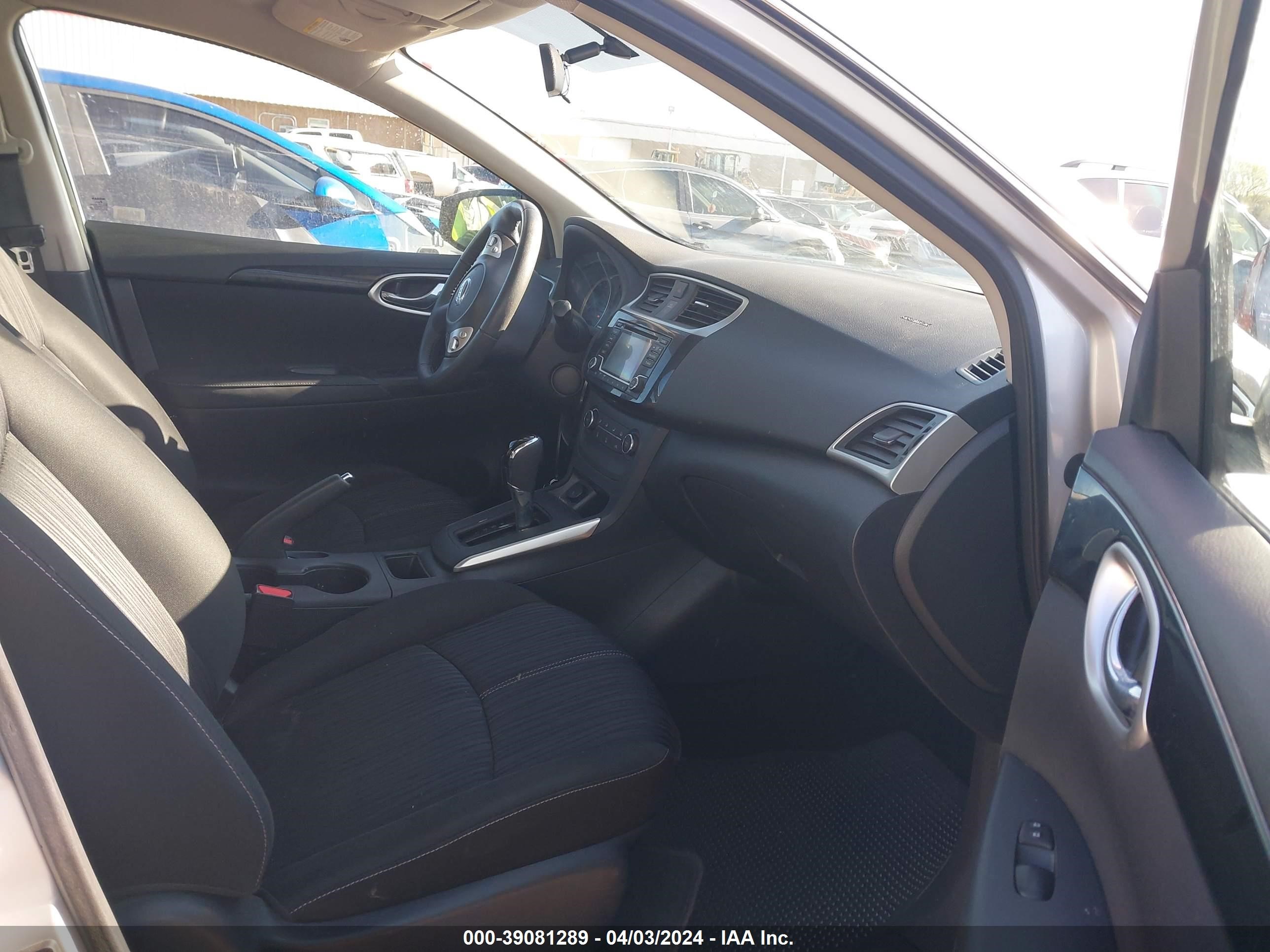 Photo 4 VIN: 3N1AB7AP8HY317628 - NISSAN SENTRA 