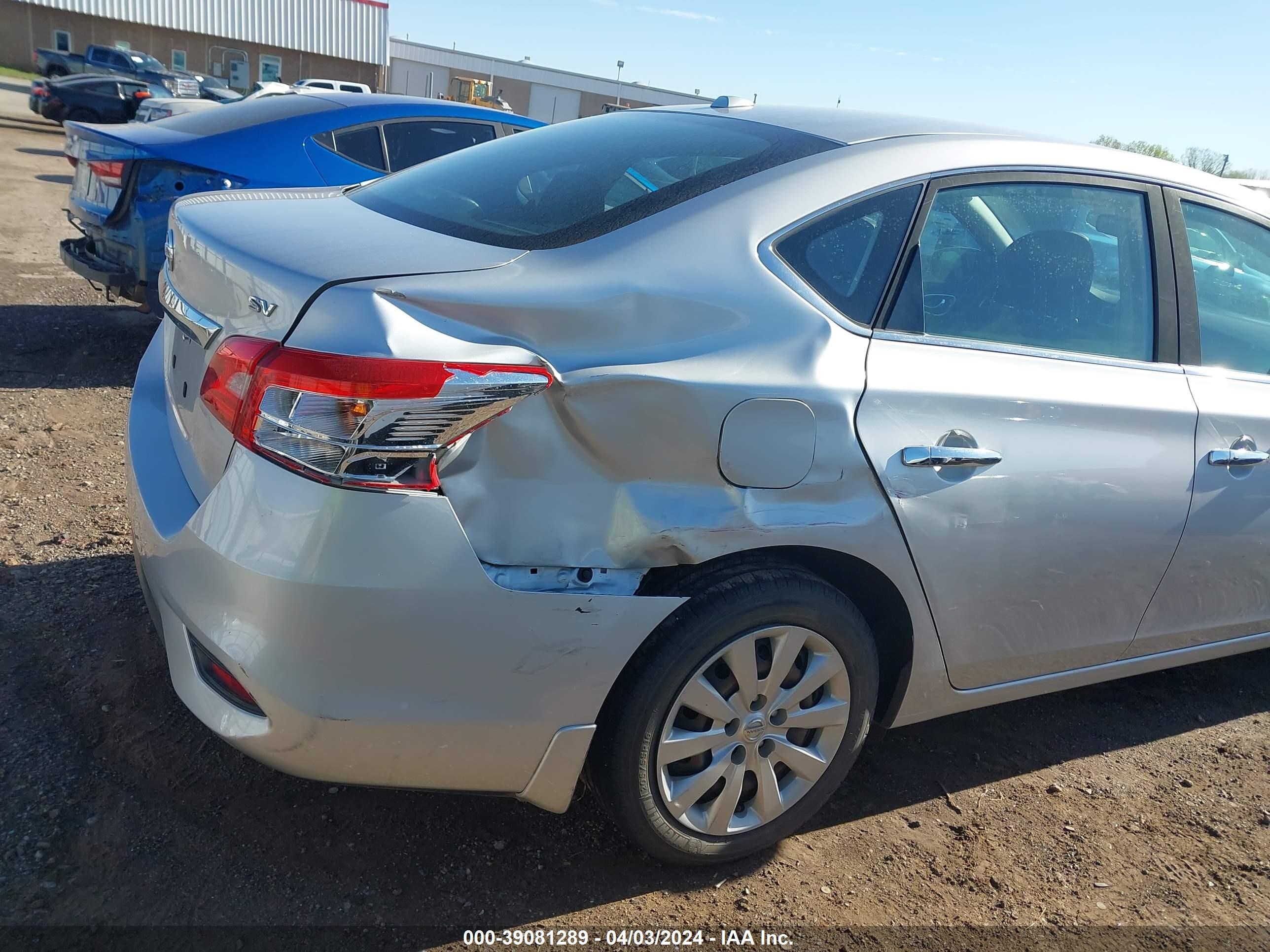 Photo 5 VIN: 3N1AB7AP8HY317628 - NISSAN SENTRA 