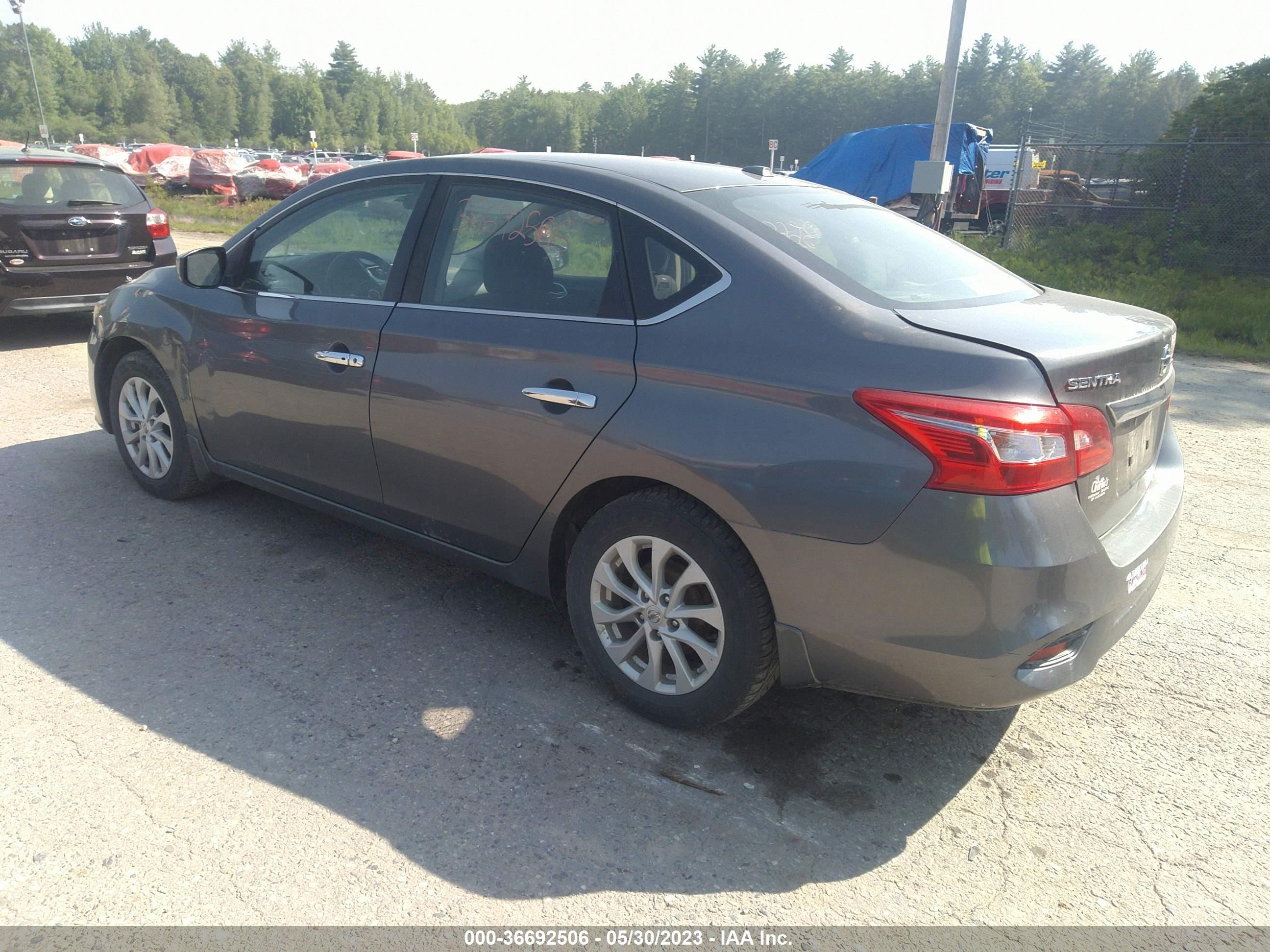 Photo 2 VIN: 3N1AB7AP8JL630374 - NISSAN SENTRA 