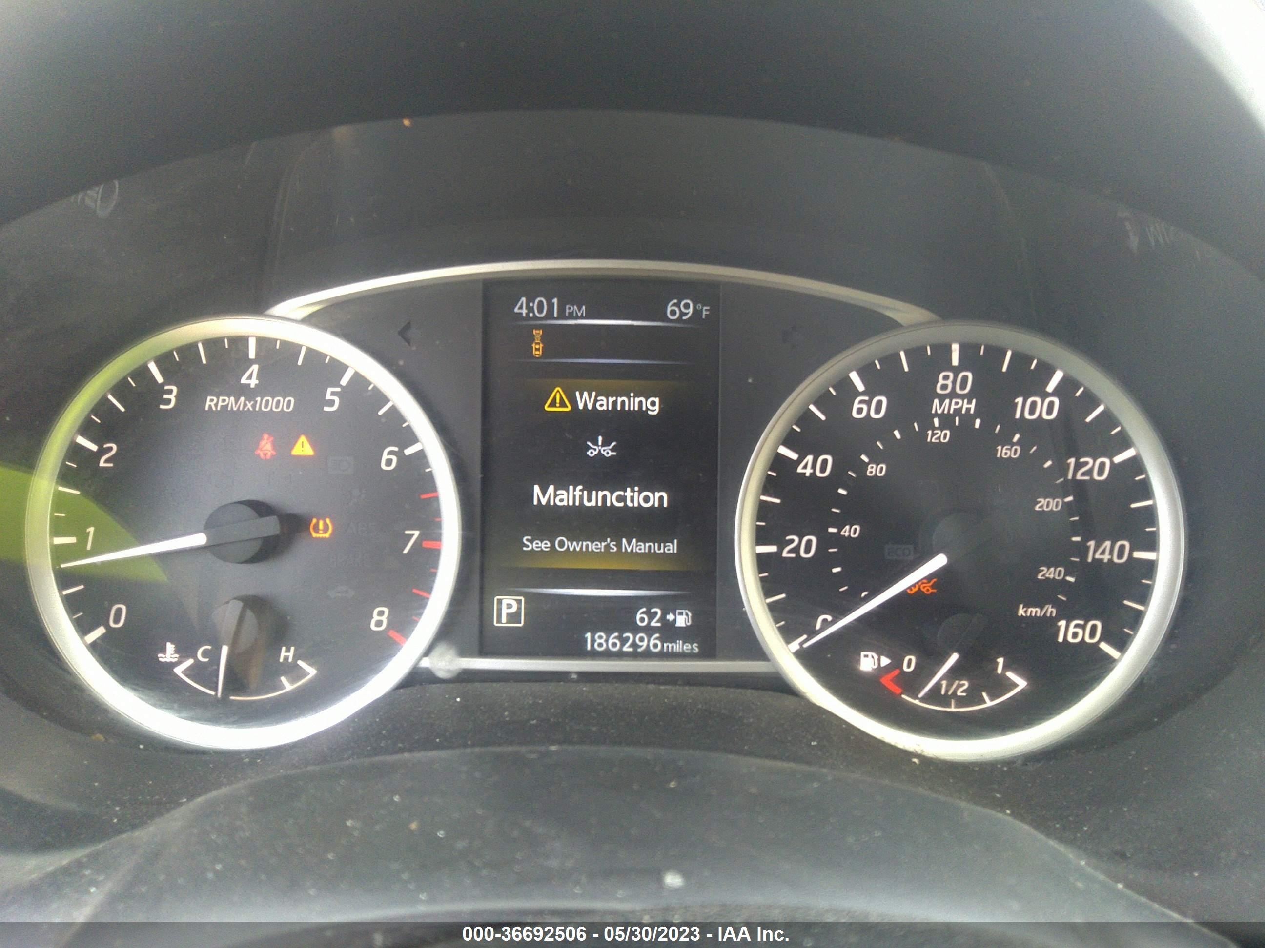 Photo 6 VIN: 3N1AB7AP8JL630374 - NISSAN SENTRA 