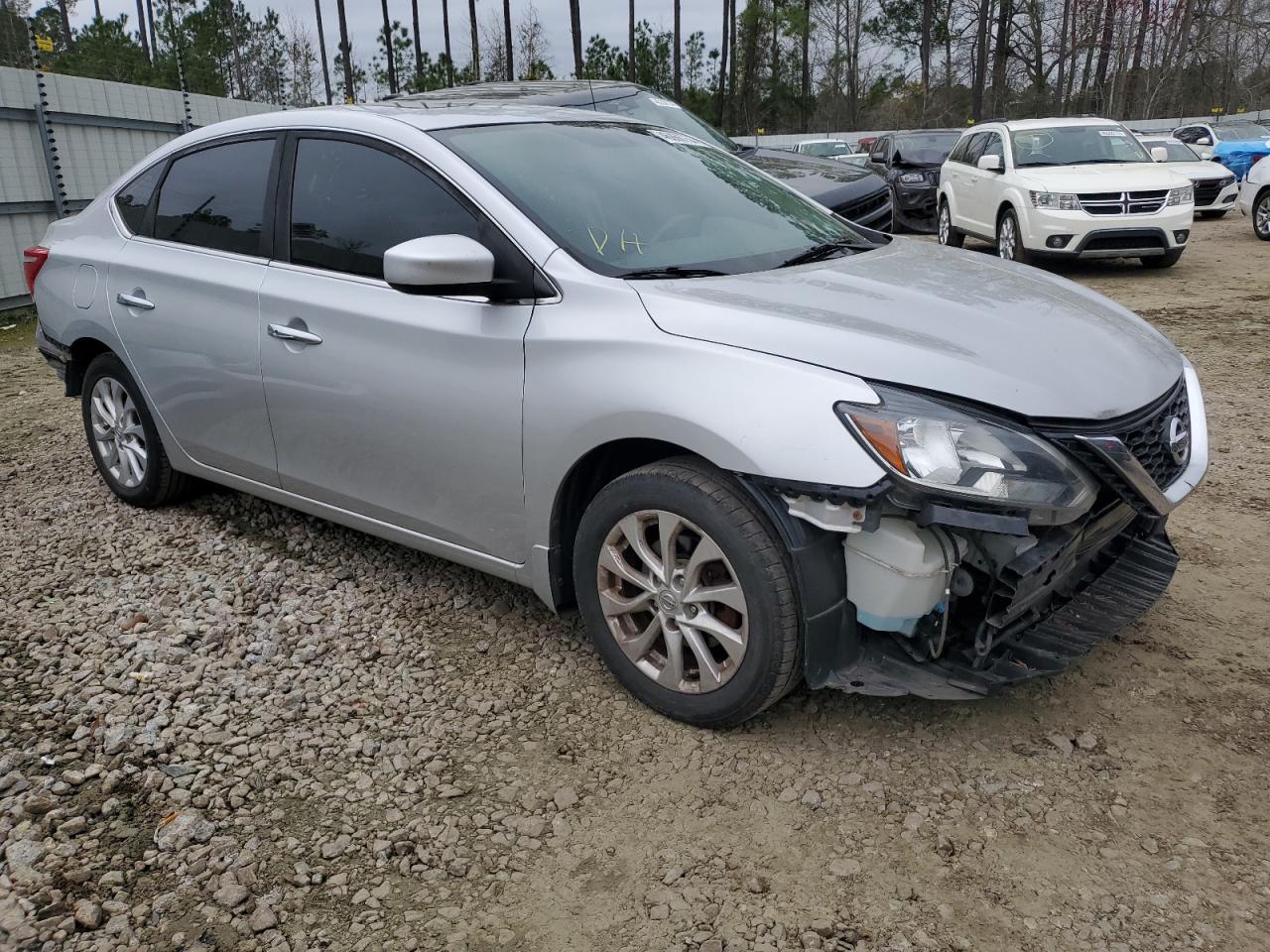 Photo 3 VIN: 3N1AB7AP8JY219804 - NISSAN SENTRA 