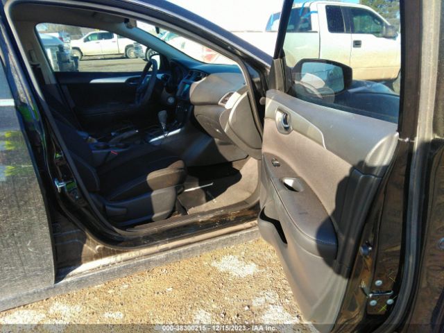 Photo 4 VIN: 3N1AB7AP8JY311270 - NISSAN SENTRA 