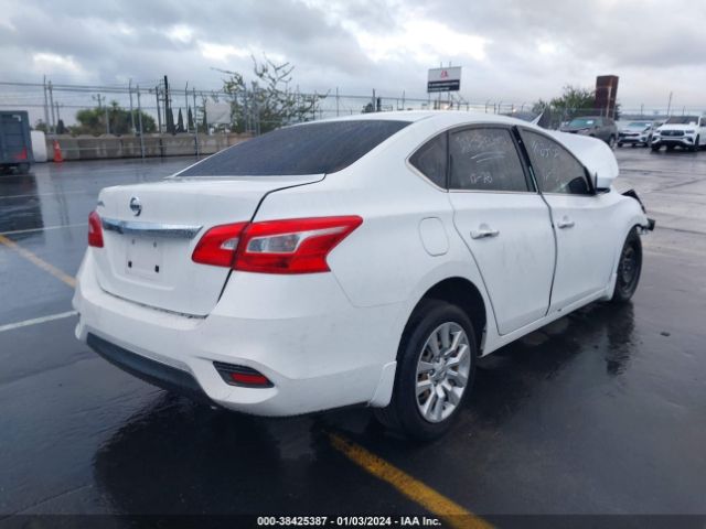 Photo 3 VIN: 3N1AB7AP8JY318977 - NISSAN SENTRA 