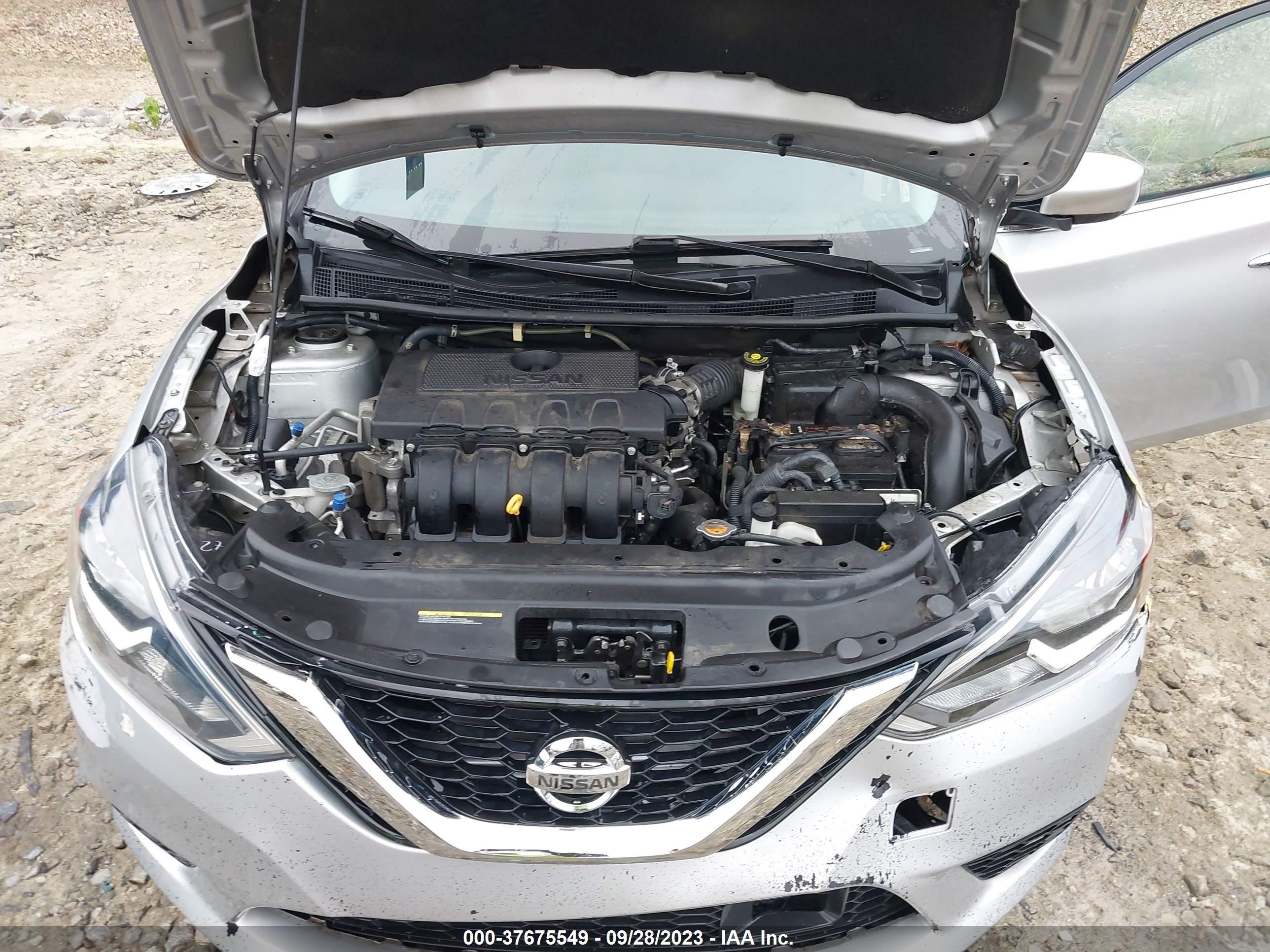 Photo 9 VIN: 3N1AB7AP8JY333480 - NISSAN SENTRA 