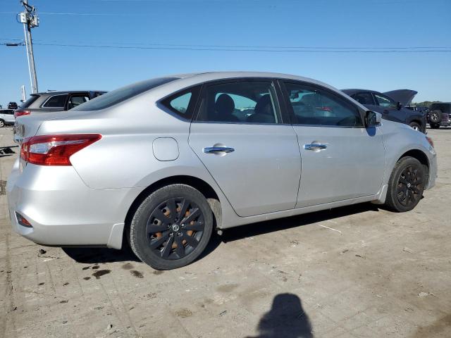 Photo 2 VIN: 3N1AB7AP8KY202566 - NISSAN SENTRA S 