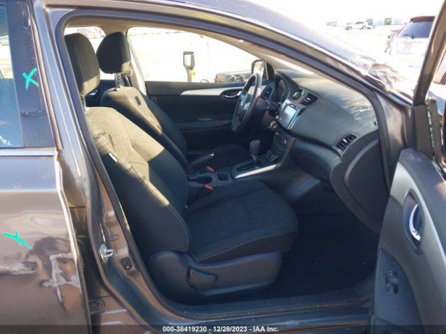 Photo 4 VIN: 3N1AB7AP8KY247975 - NISSAN SENTRA 