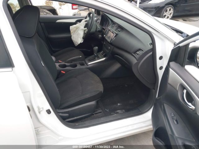 Photo 4 VIN: 3N1AB7AP8KY266137 - NISSAN SENTRA 