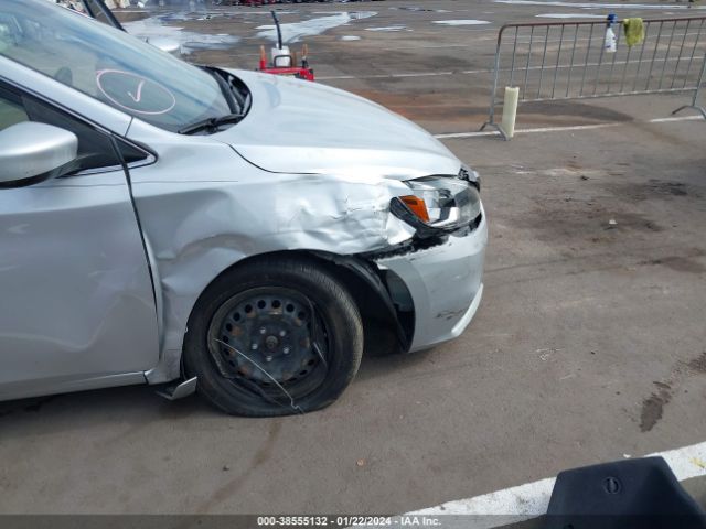 Photo 5 VIN: 3N1AB7AP8KY266364 - NISSAN SENTRA 