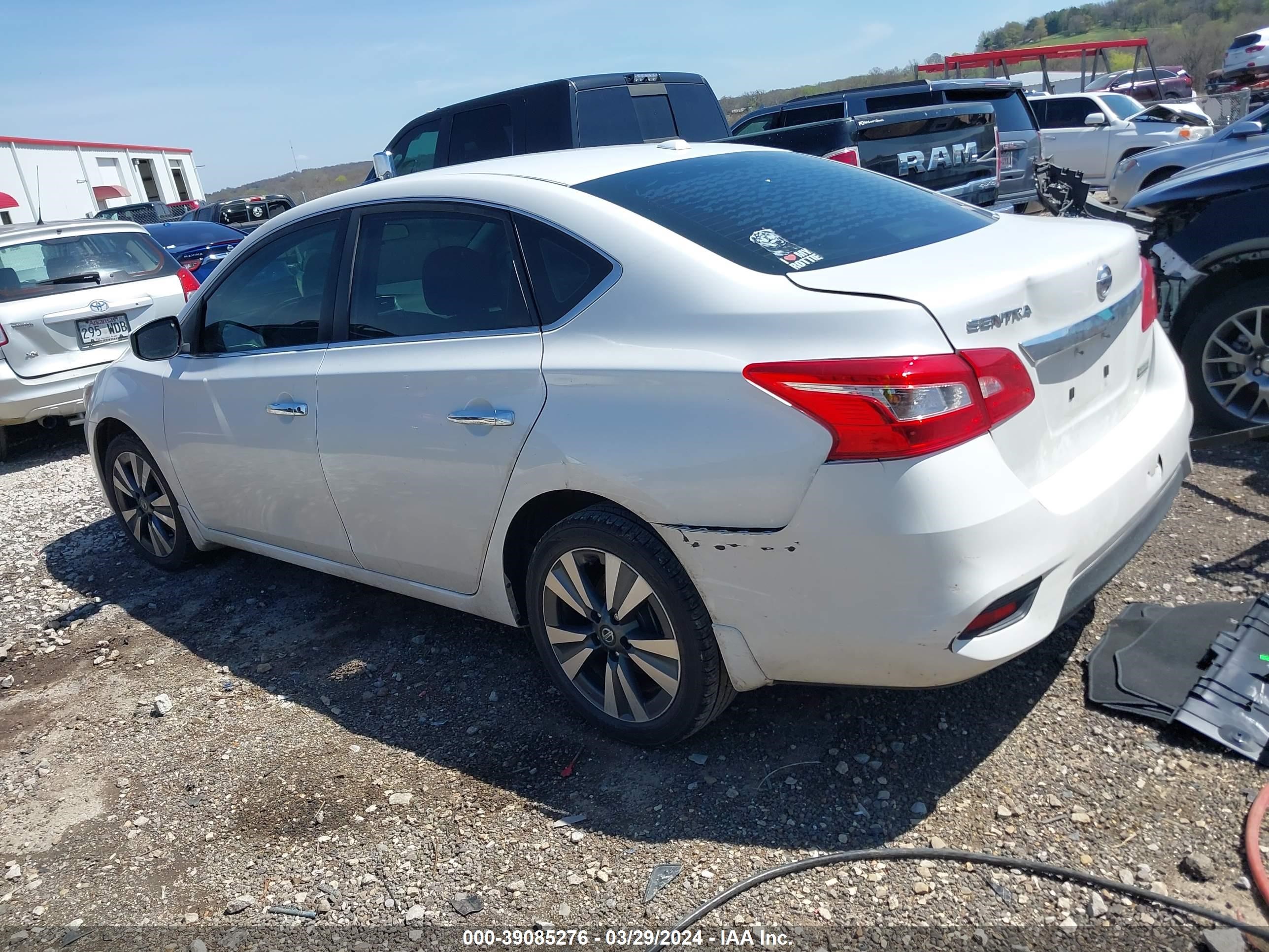 Photo 2 VIN: 3N1AB7AP8KY276344 - NISSAN SENTRA 