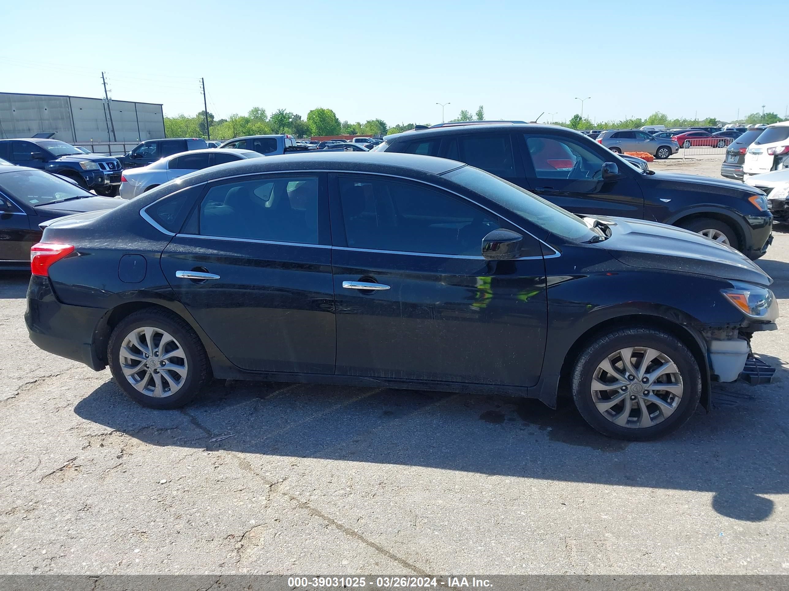 Photo 13 VIN: 3N1AB7AP8KY296495 - NISSAN SENTRA 