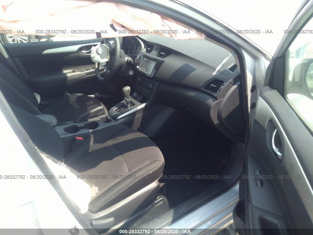 Photo 4 VIN: 3N1AB7AP8KY302053 - NISSAN SENTRA 