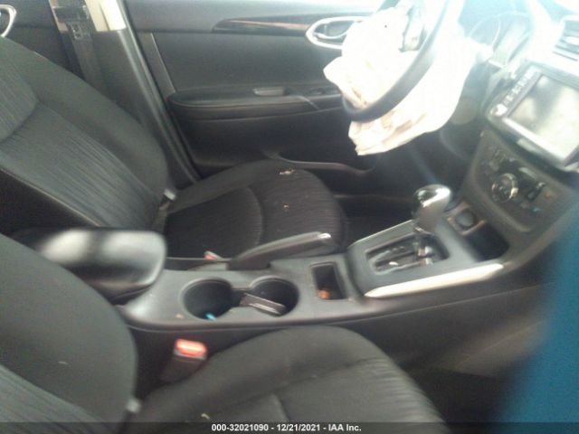 Photo 4 VIN: 3N1AB7AP8KY305860 - NISSAN SENTRA 