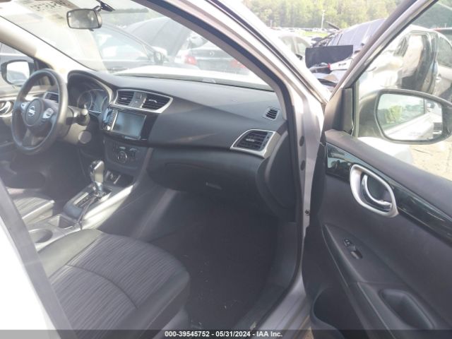 Photo 4 VIN: 3N1AB7AP8KY324232 - NISSAN SENTRA 