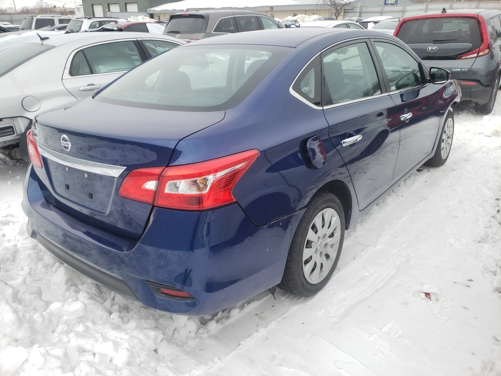 Photo 3 VIN: 3N1AB7AP8KY339135 - NISSAN SENTRA S 