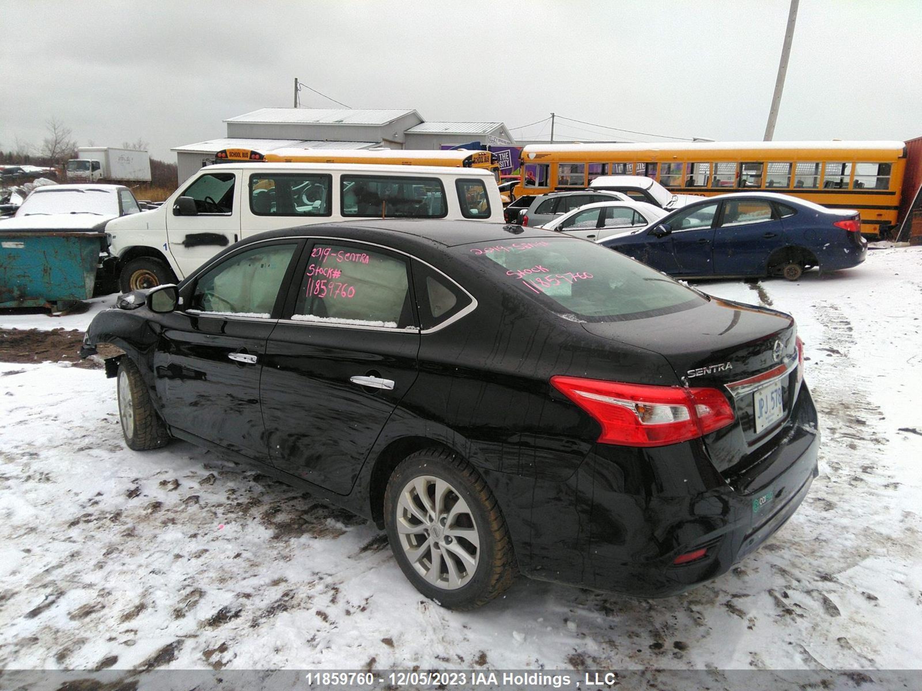 Photo 2 VIN: 3N1AB7AP8KY339958 - NISSAN SENTRA 