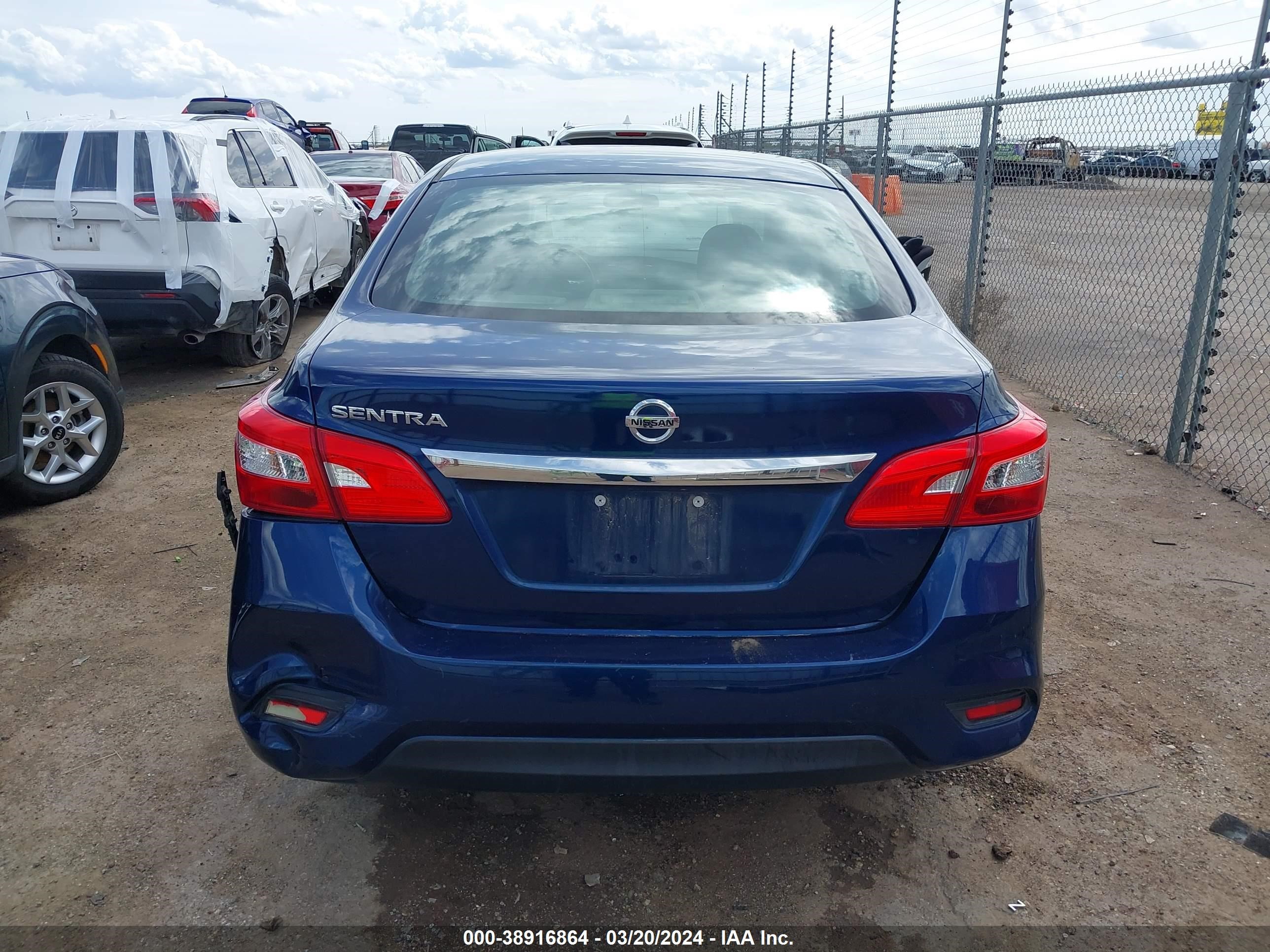 Photo 16 VIN: 3N1AB7AP8KY400368 - NISSAN SENTRA 