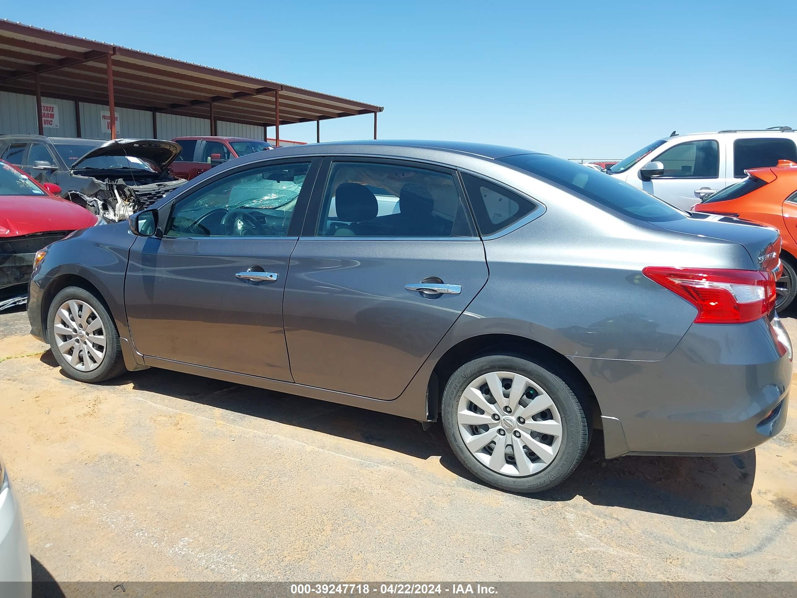 Photo 13 VIN: 3N1AB7AP8KY447433 - NISSAN SENTRA 