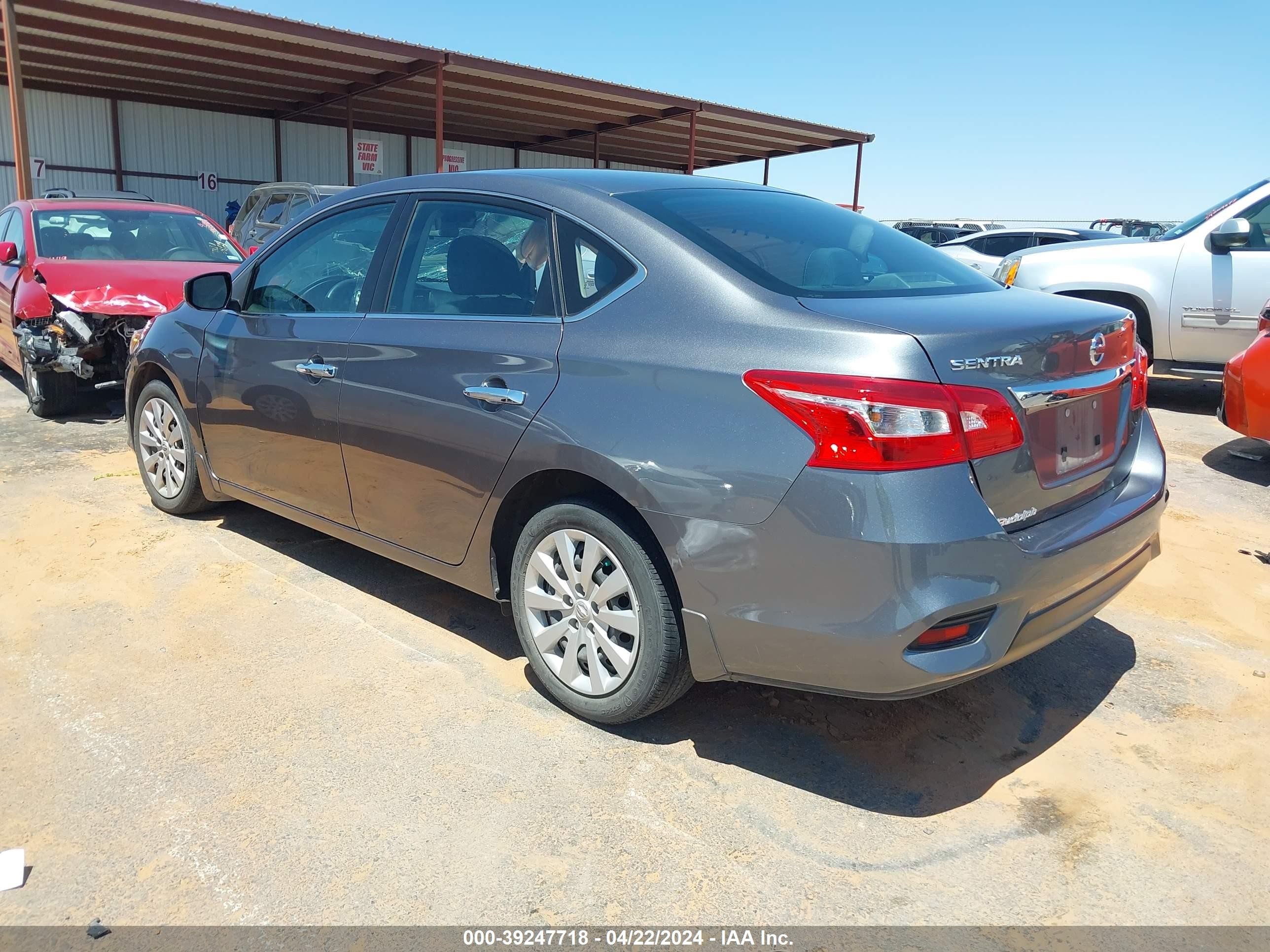 Photo 2 VIN: 3N1AB7AP8KY447433 - NISSAN SENTRA 