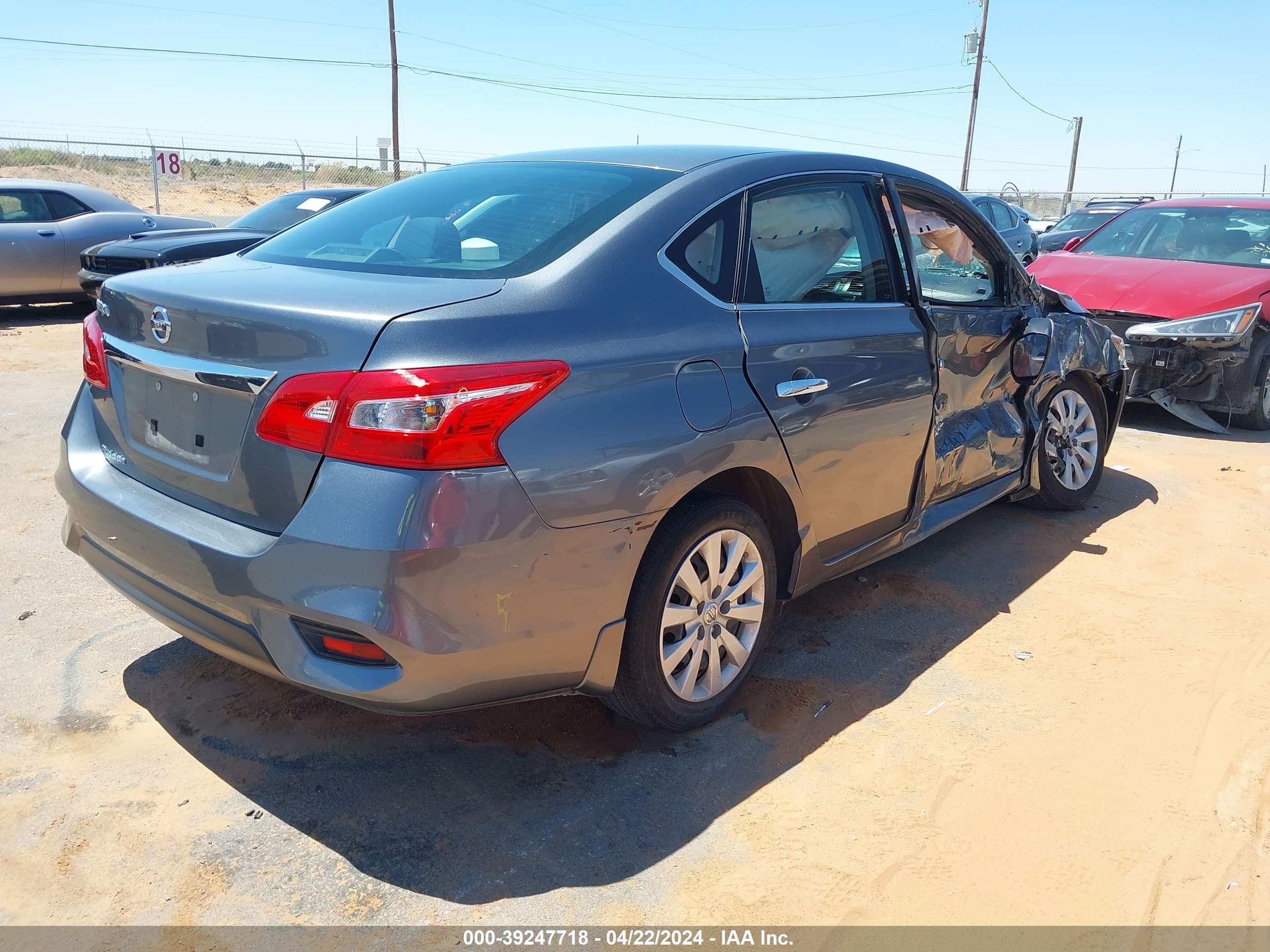 Photo 3 VIN: 3N1AB7AP8KY447433 - NISSAN SENTRA 