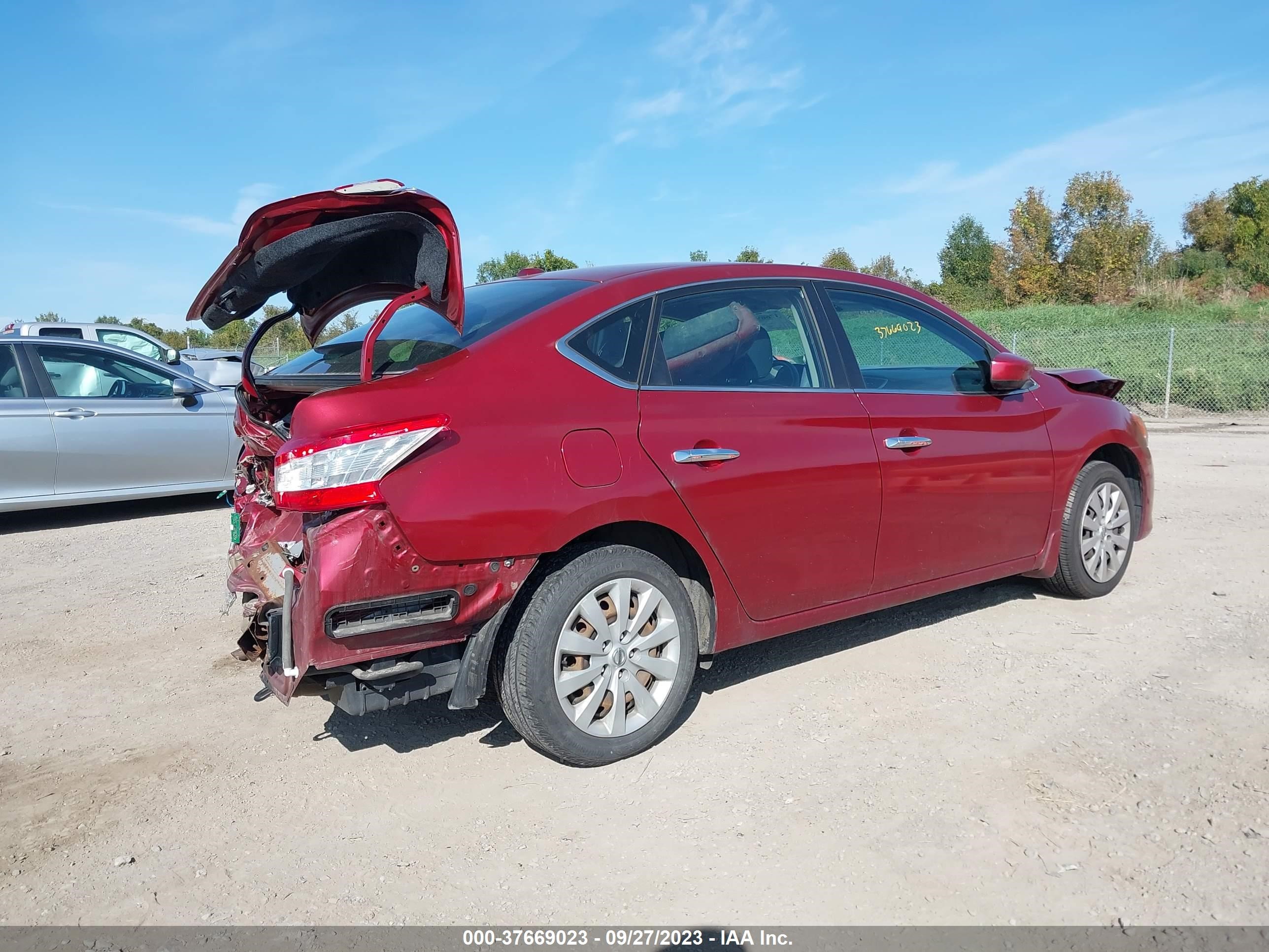 Photo 3 VIN: 3N1AB7AP9FY245111 - NISSAN SENTRA 