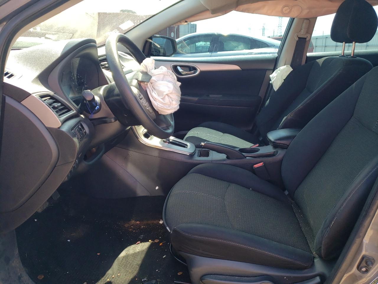 Photo 6 VIN: 3N1AB7AP9FY253970 - NISSAN SENTRA 