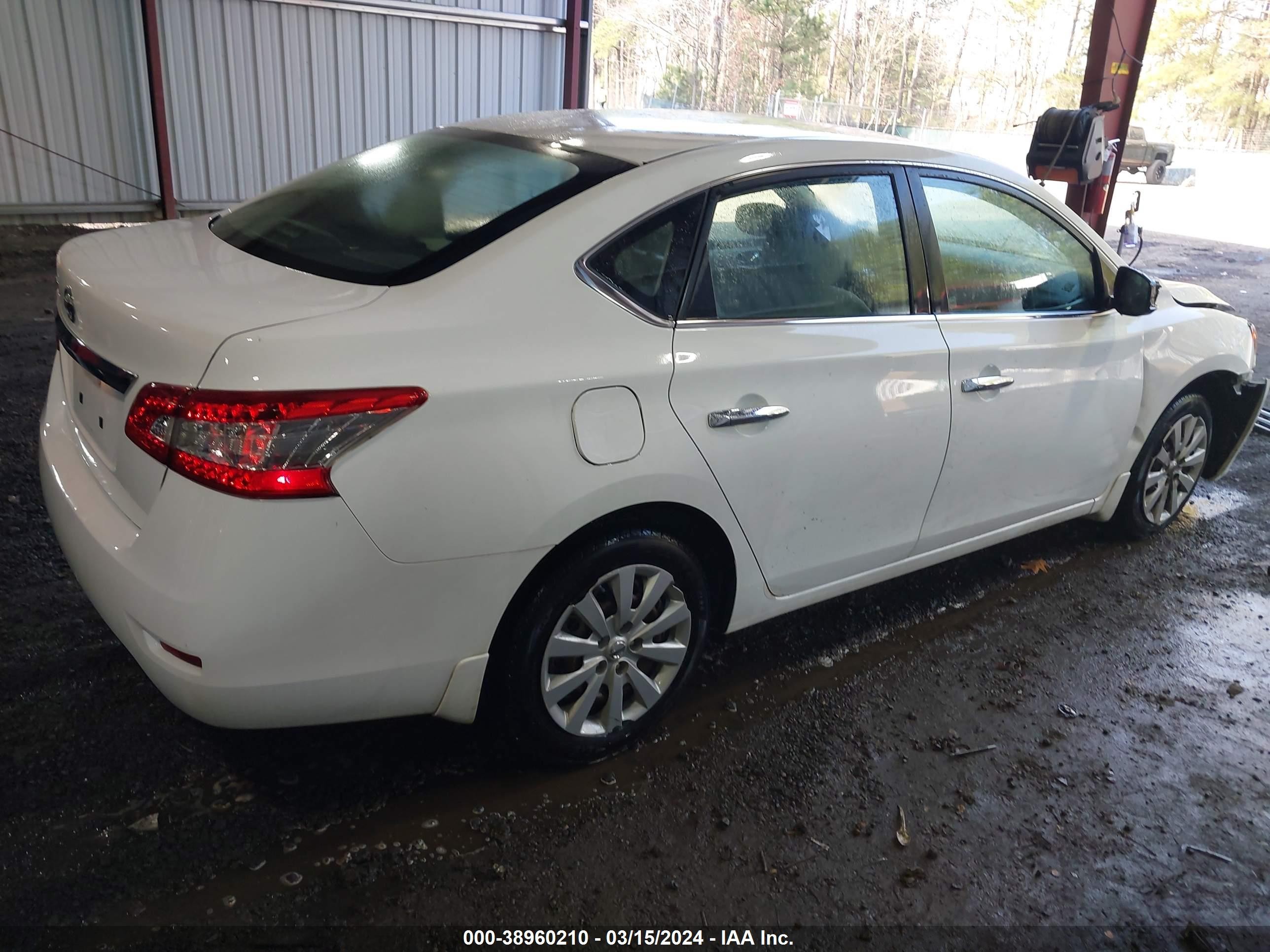 Photo 3 VIN: 3N1AB7AP9FY318820 - NISSAN SENTRA 