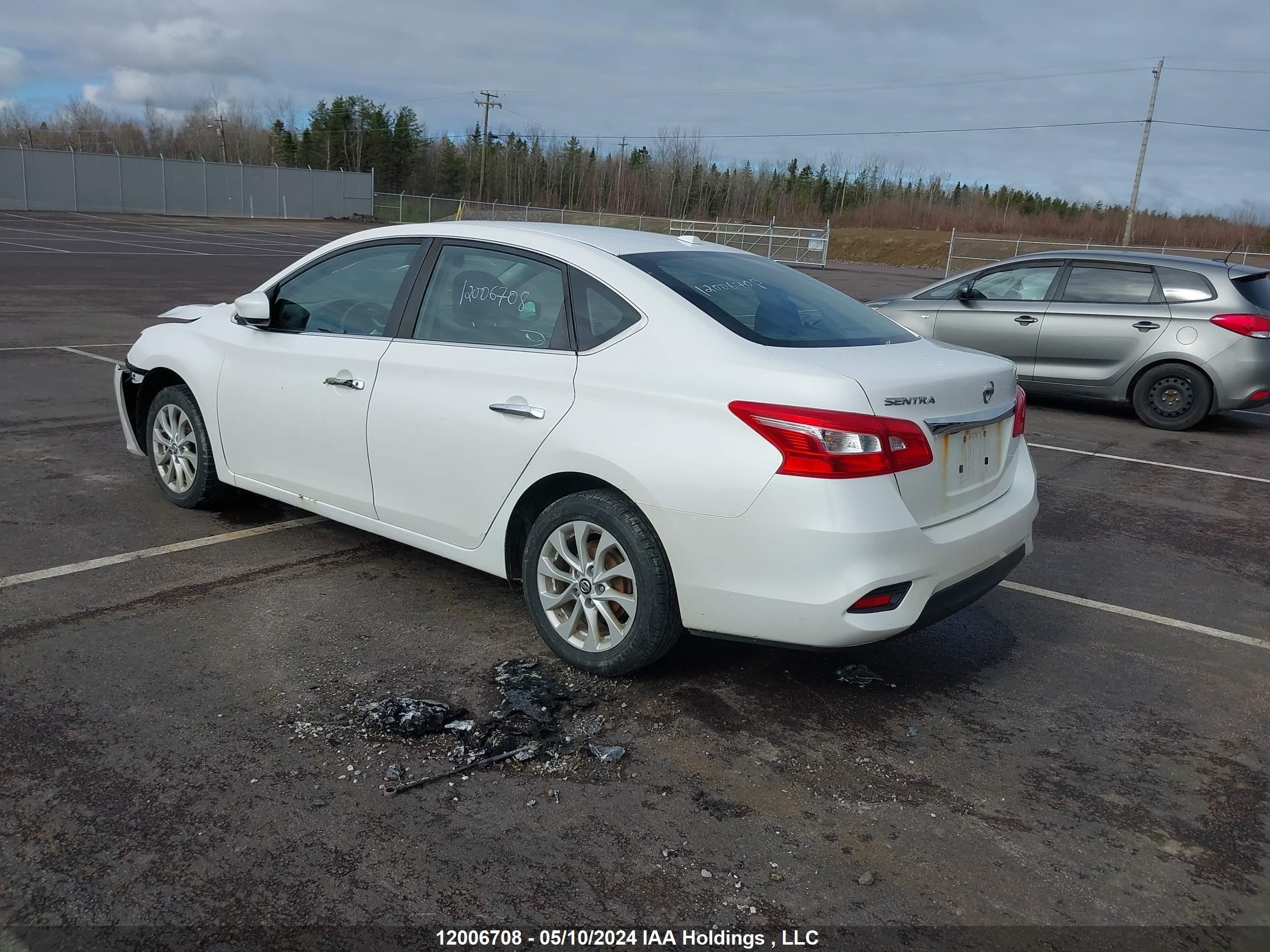 Photo 2 VIN: 3N1AB7AP9GL665174 - NISSAN SENTRA 