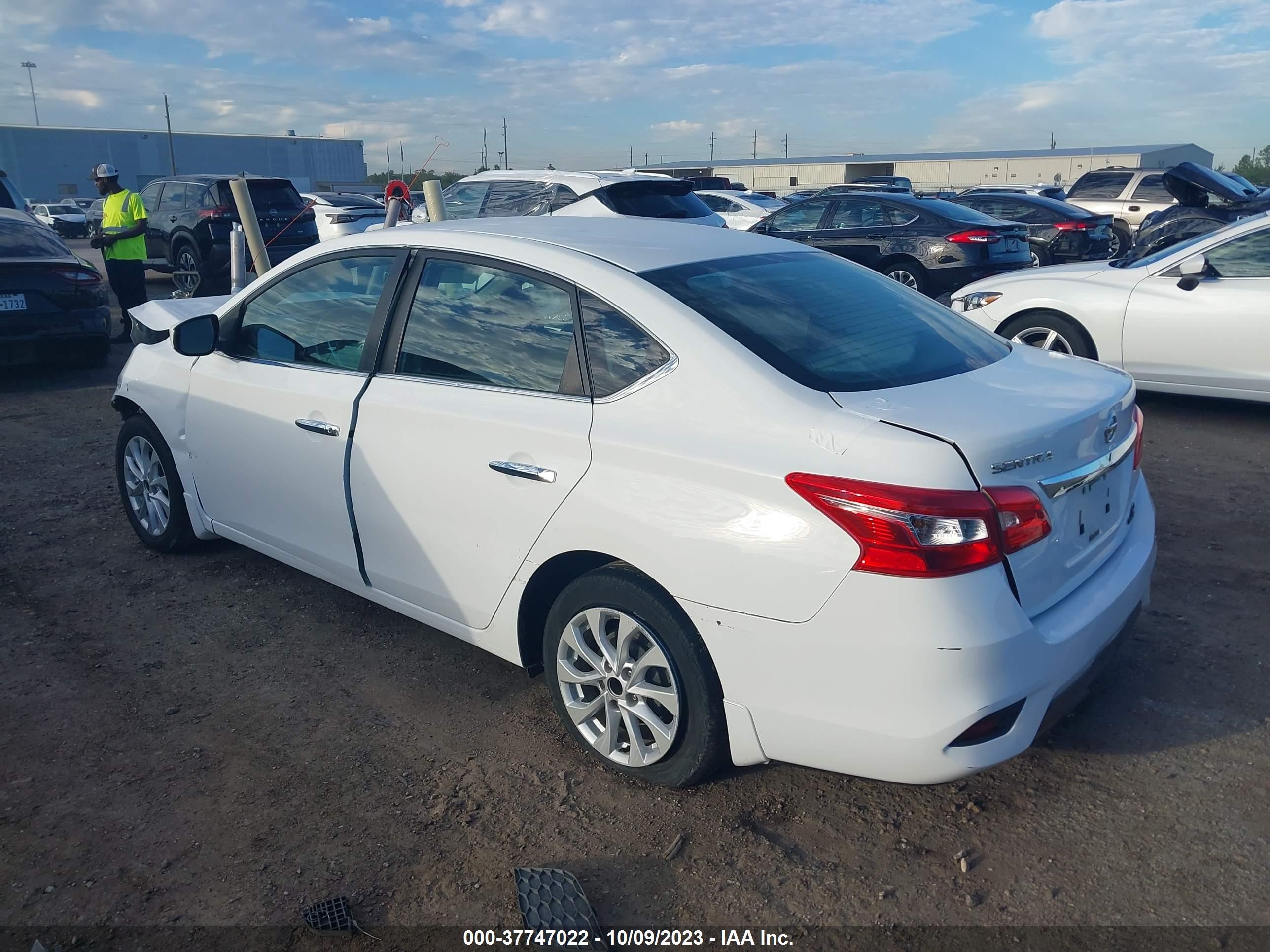 Photo 2 VIN: 3N1AB7AP9GY244915 - NISSAN SENTRA 