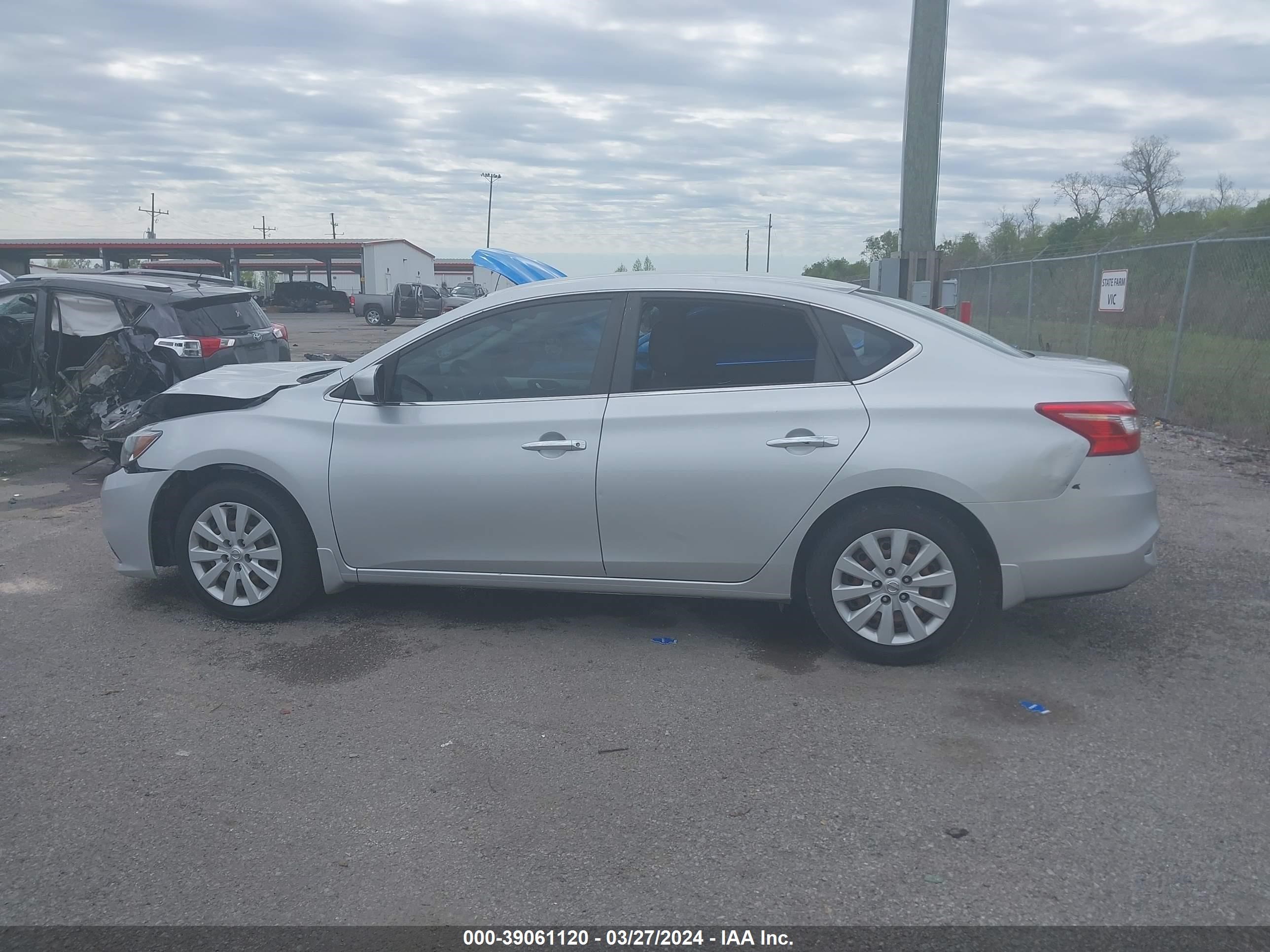 Photo 13 VIN: 3N1AB7AP9HY241353 - NISSAN SENTRA 