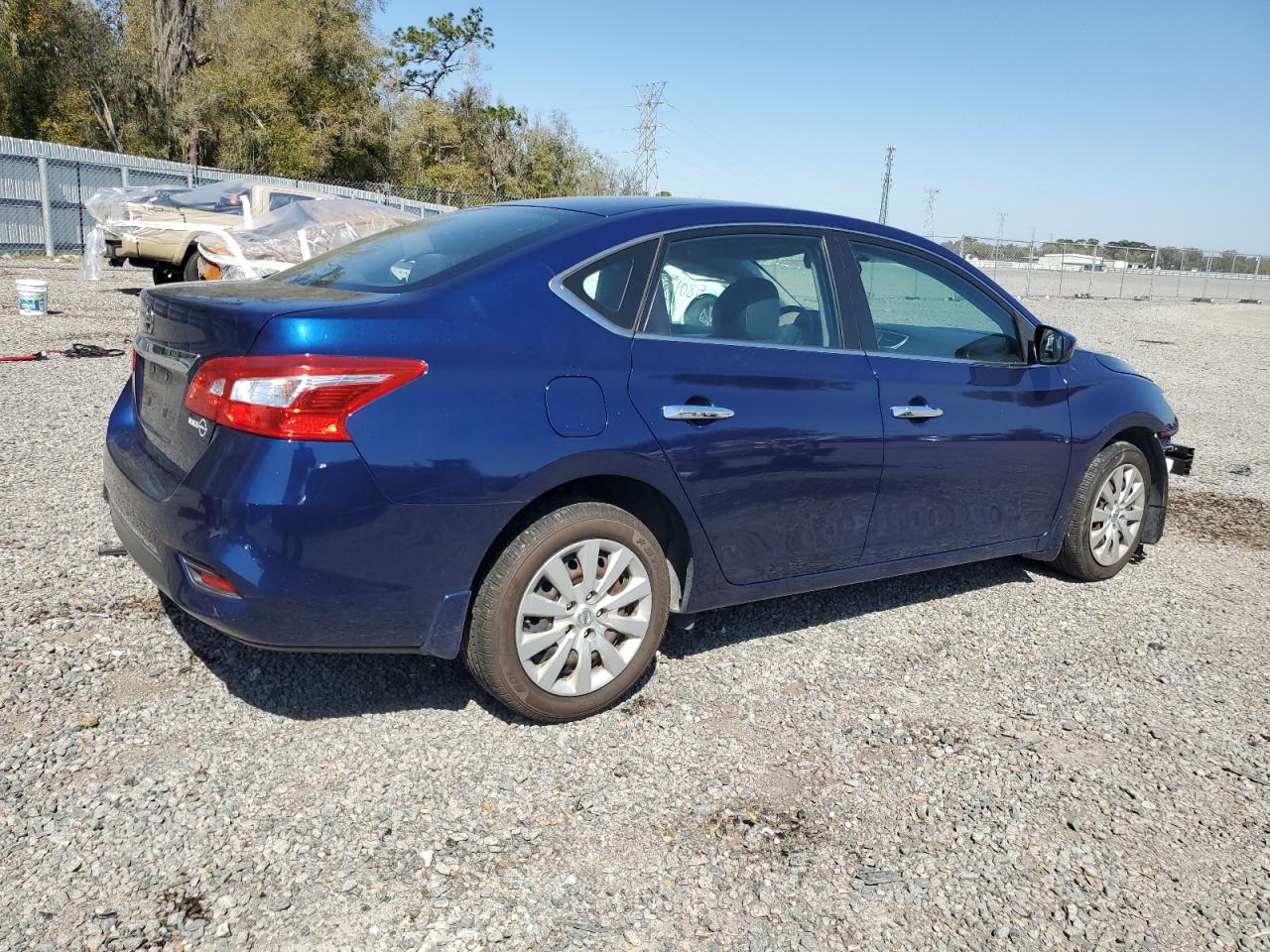 Photo 2 VIN: 3N1AB7AP9HY282162 - NISSAN SENTRA 