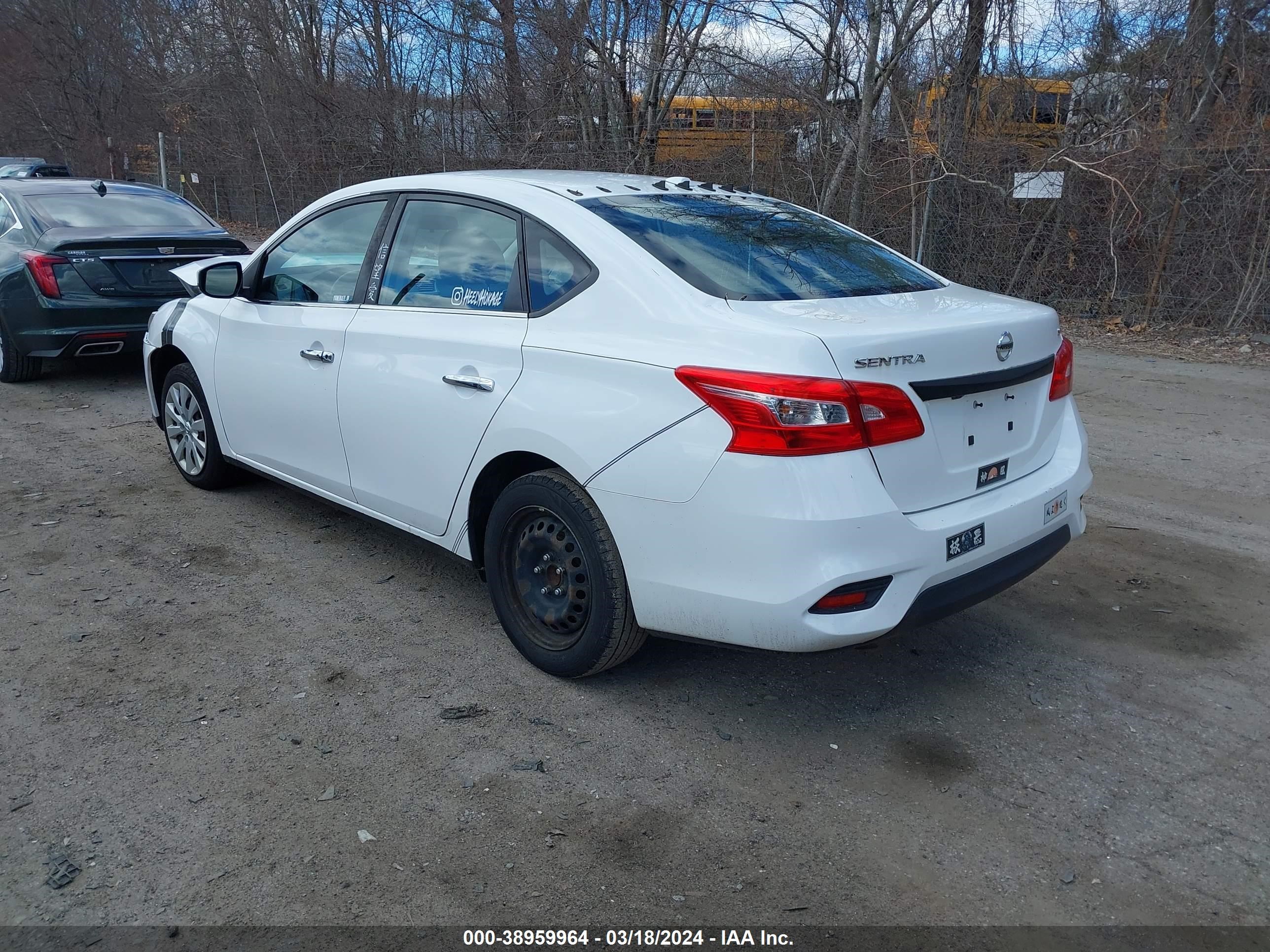 Photo 2 VIN: 3N1AB7AP9HY330985 - NISSAN SENTRA 