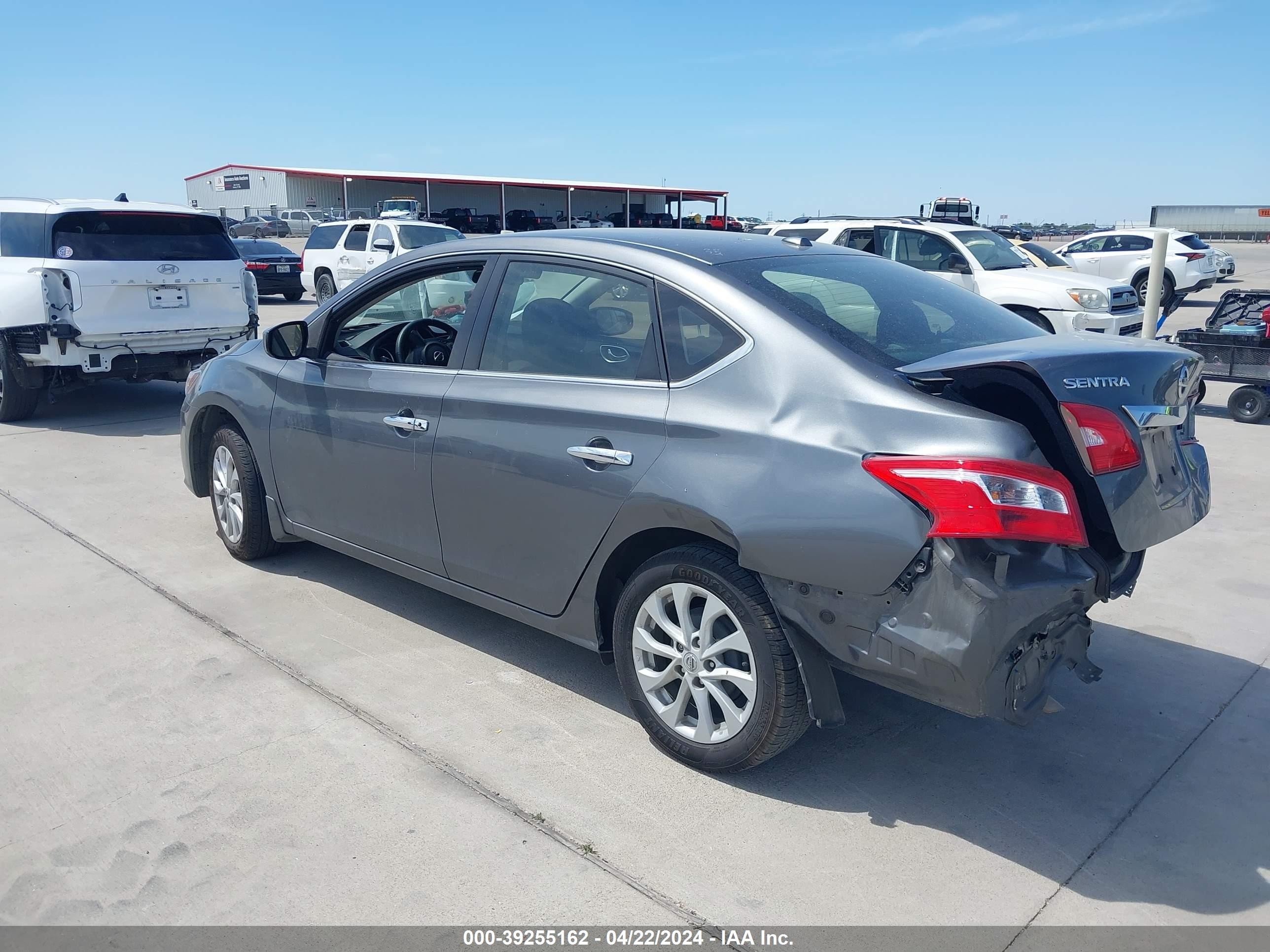 Photo 2 VIN: 3N1AB7AP9JL609016 - NISSAN SENTRA 