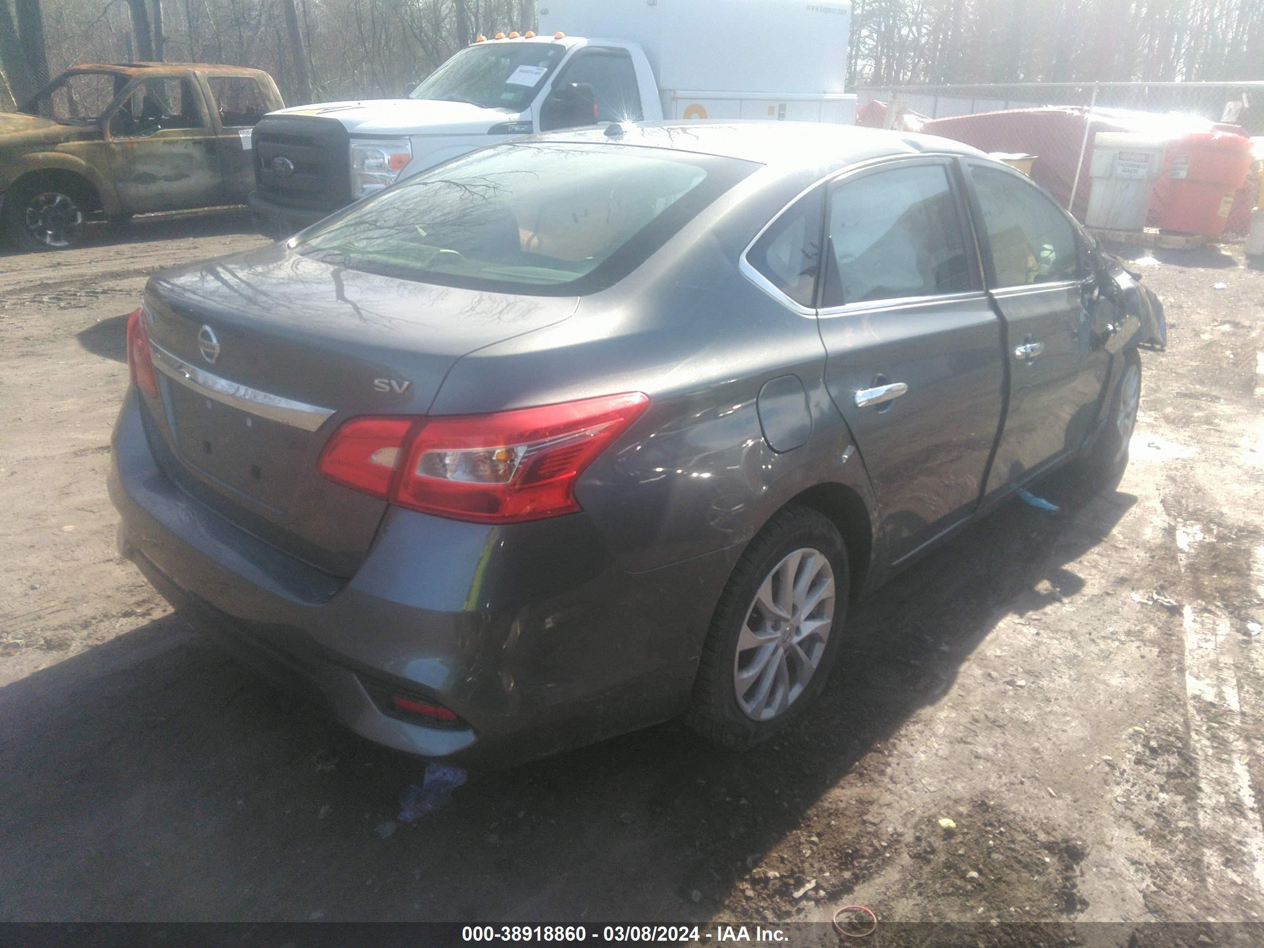 Photo 3 VIN: 3N1AB7AP9JL627869 - NISSAN SENTRA 