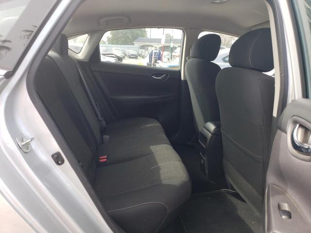 Photo 9 VIN: 3N1AB7AP9JY257557 - NISSAN SENTRA 