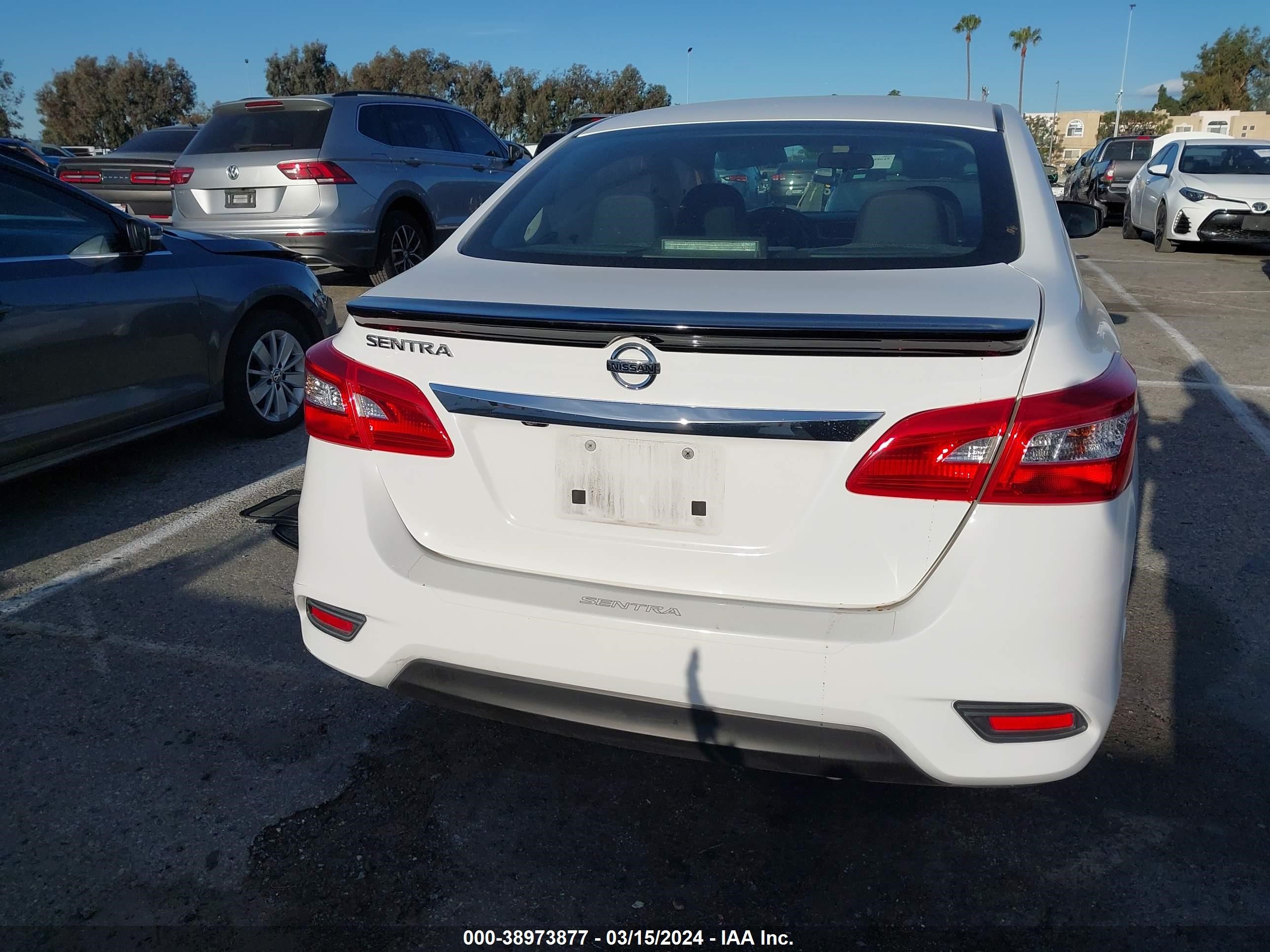 Photo 15 VIN: 3N1AB7AP9JY306899 - NISSAN SENTRA 