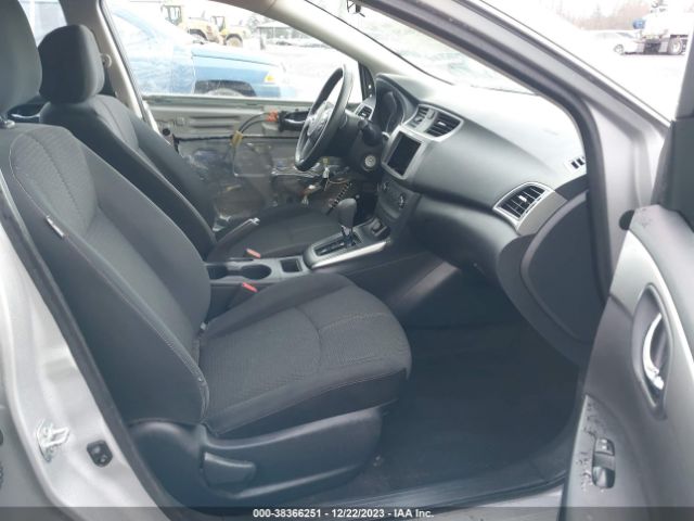 Photo 4 VIN: 3N1AB7AP9JY325548 - NISSAN SENTRA 