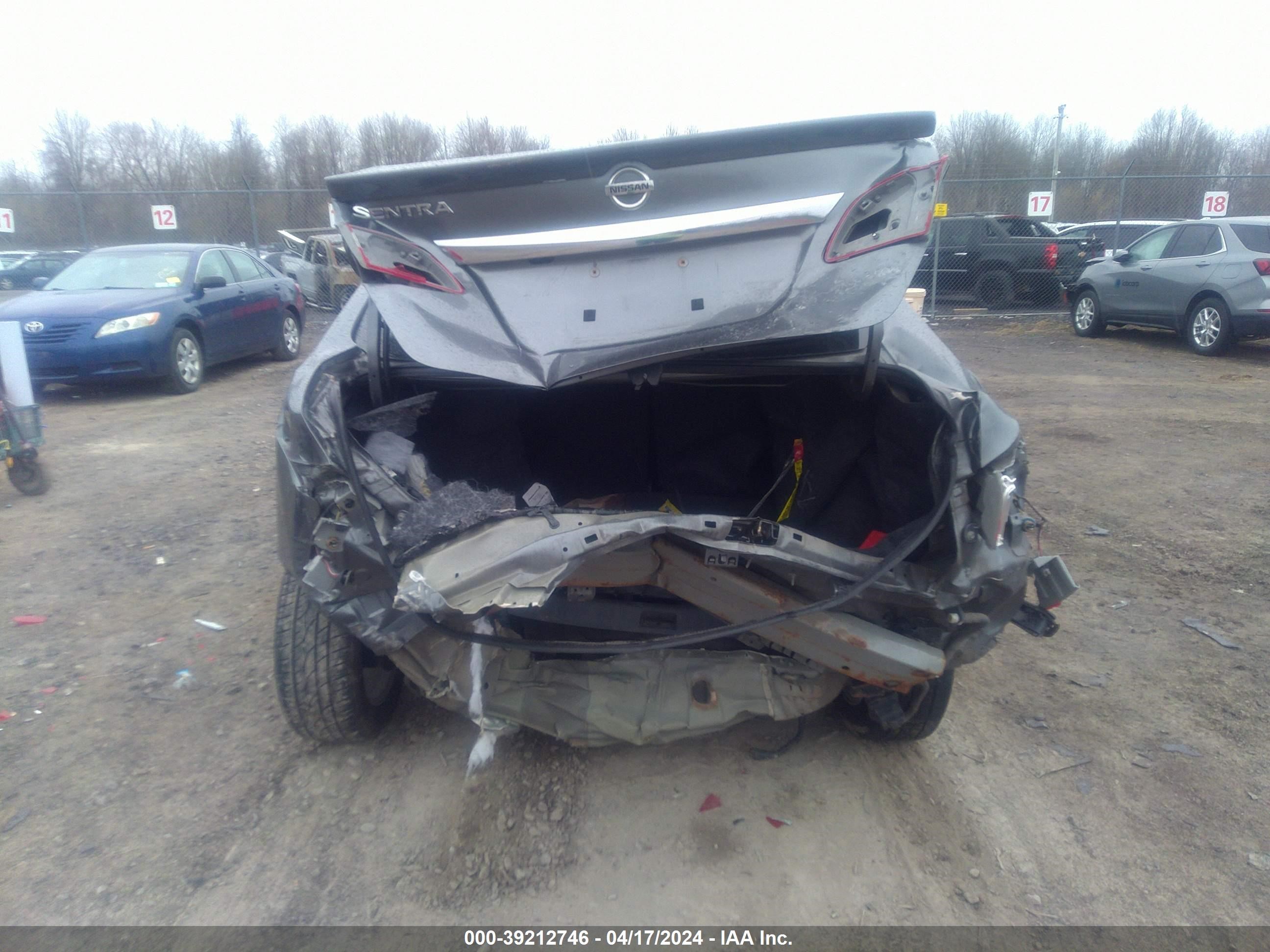 Photo 16 VIN: 3N1AB7AP9KY203984 - NISSAN SENTRA 