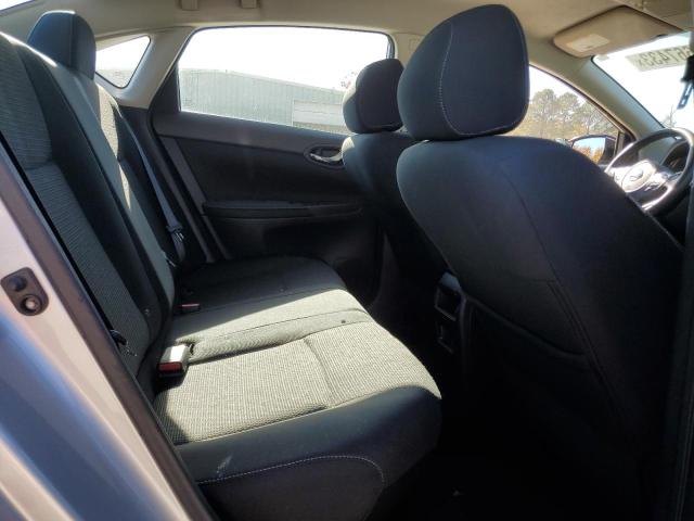 Photo 9 VIN: 3N1AB7AP9KY217870 - NISSAN SENTRA 