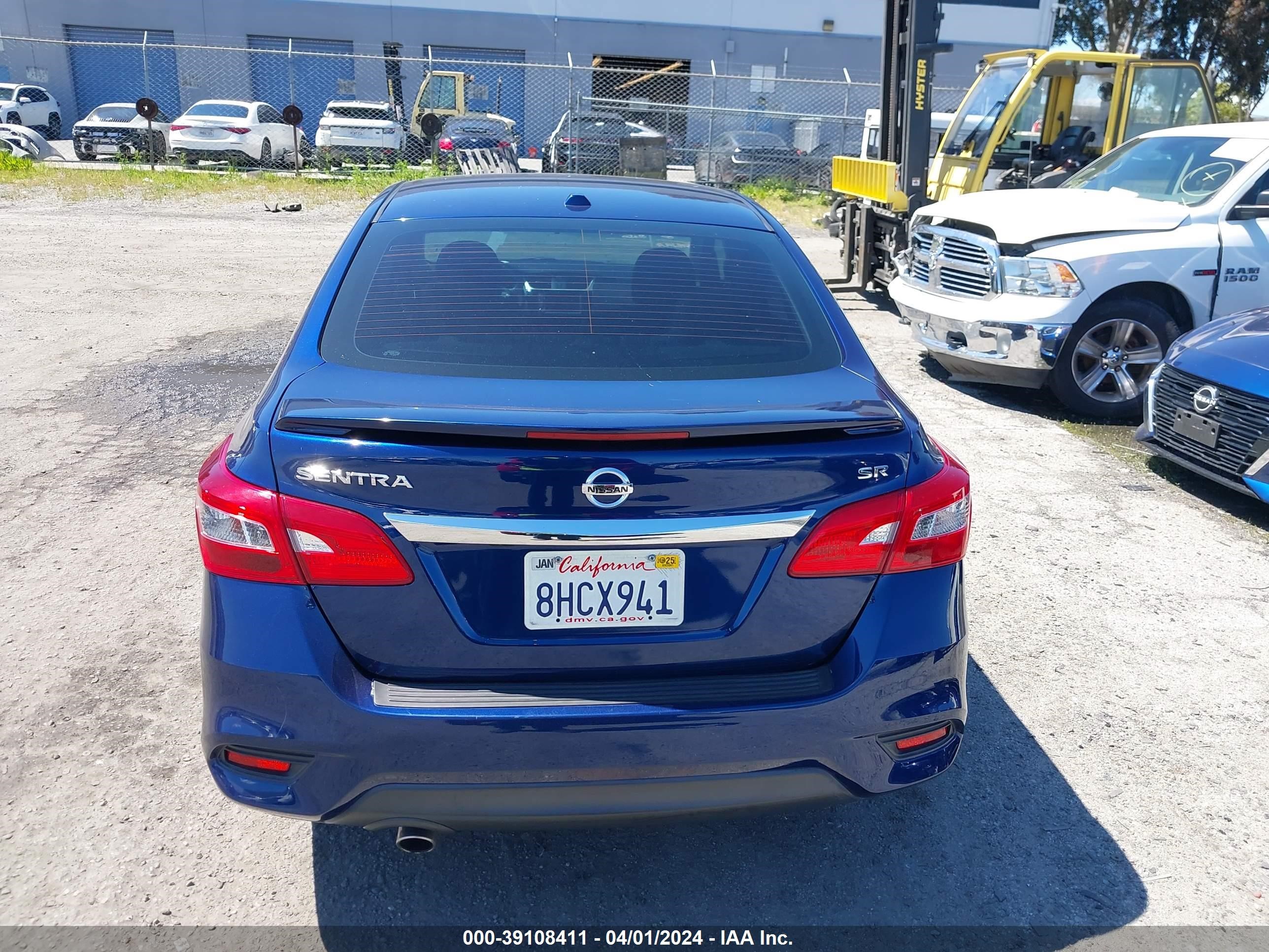 Photo 16 VIN: 3N1AB7AP9KY239299 - NISSAN SENTRA 