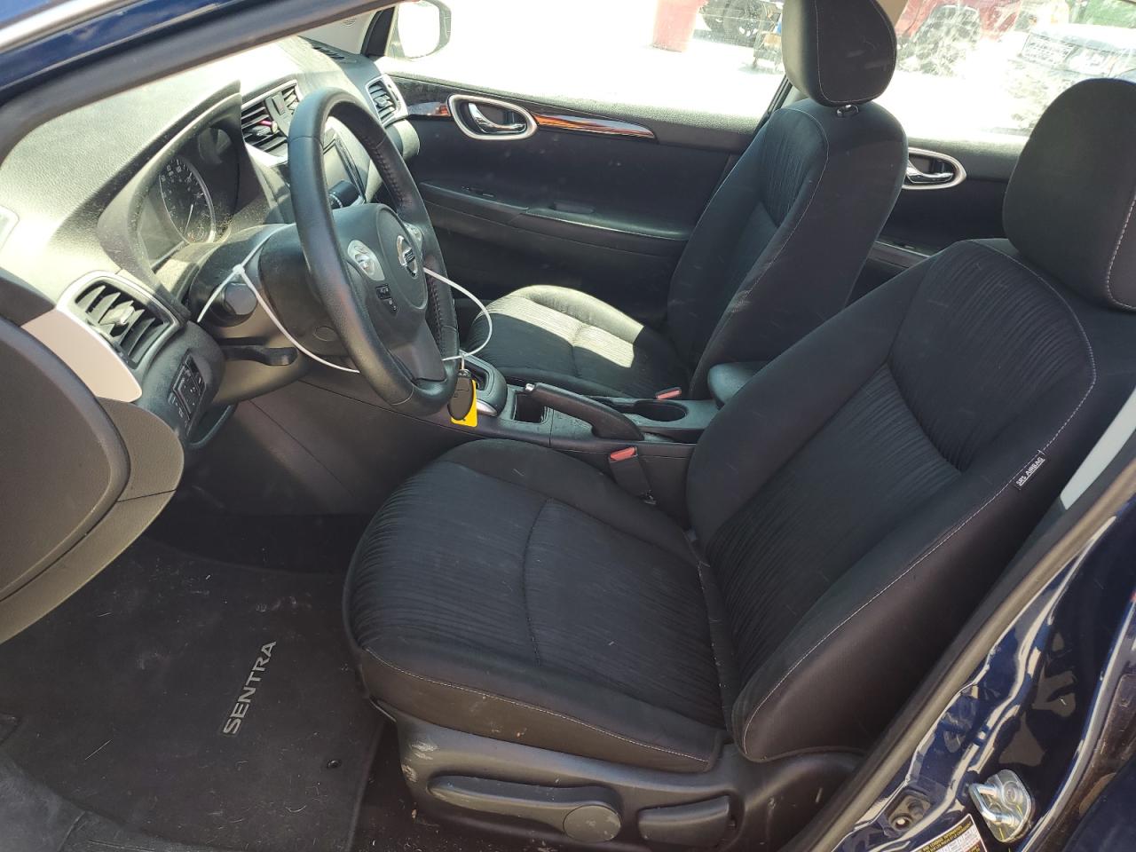 Photo 6 VIN: 3N1AB7AP9KY243370 - NISSAN SENTRA 