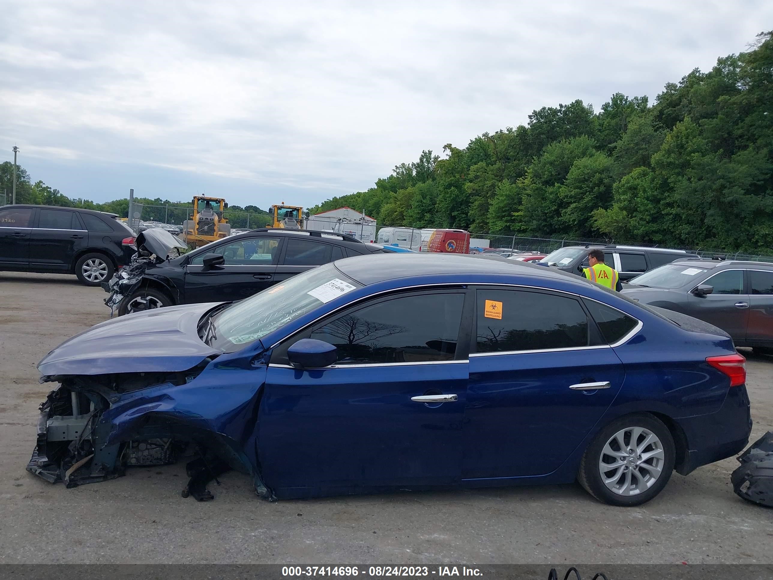 Photo 12 VIN: 3N1AB7AP9KY273145 - NISSAN SENTRA 