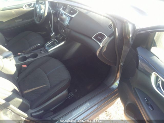 Photo 4 VIN: 3N1AB7AP9KY319105 - NISSAN SENTRA 