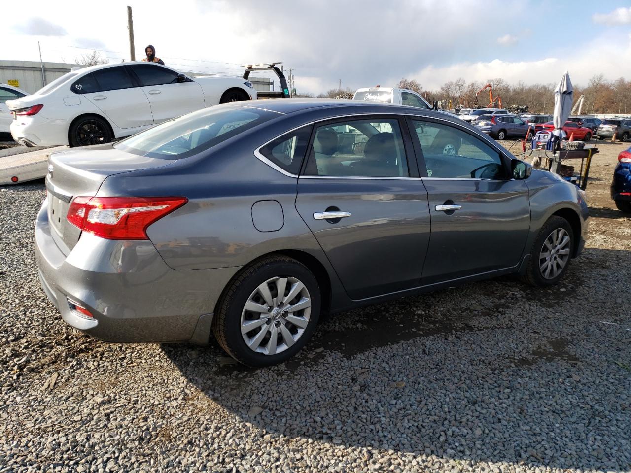 Photo 2 VIN: 3N1AB7AP9KY407667 - NISSAN SENTRA 