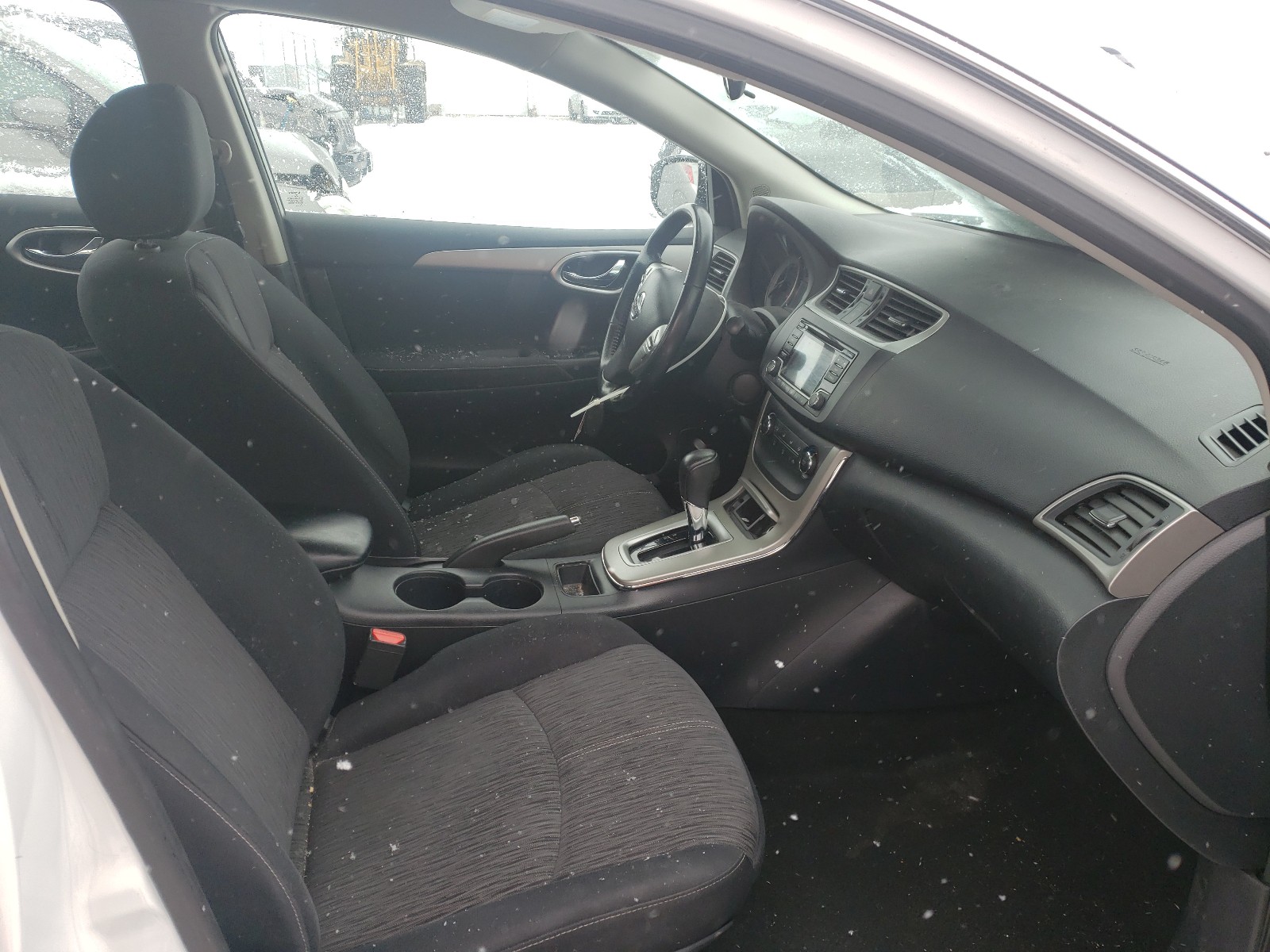 Photo 4 VIN: 3N1AB7APXFY257767 - NISSAN SENTRA 