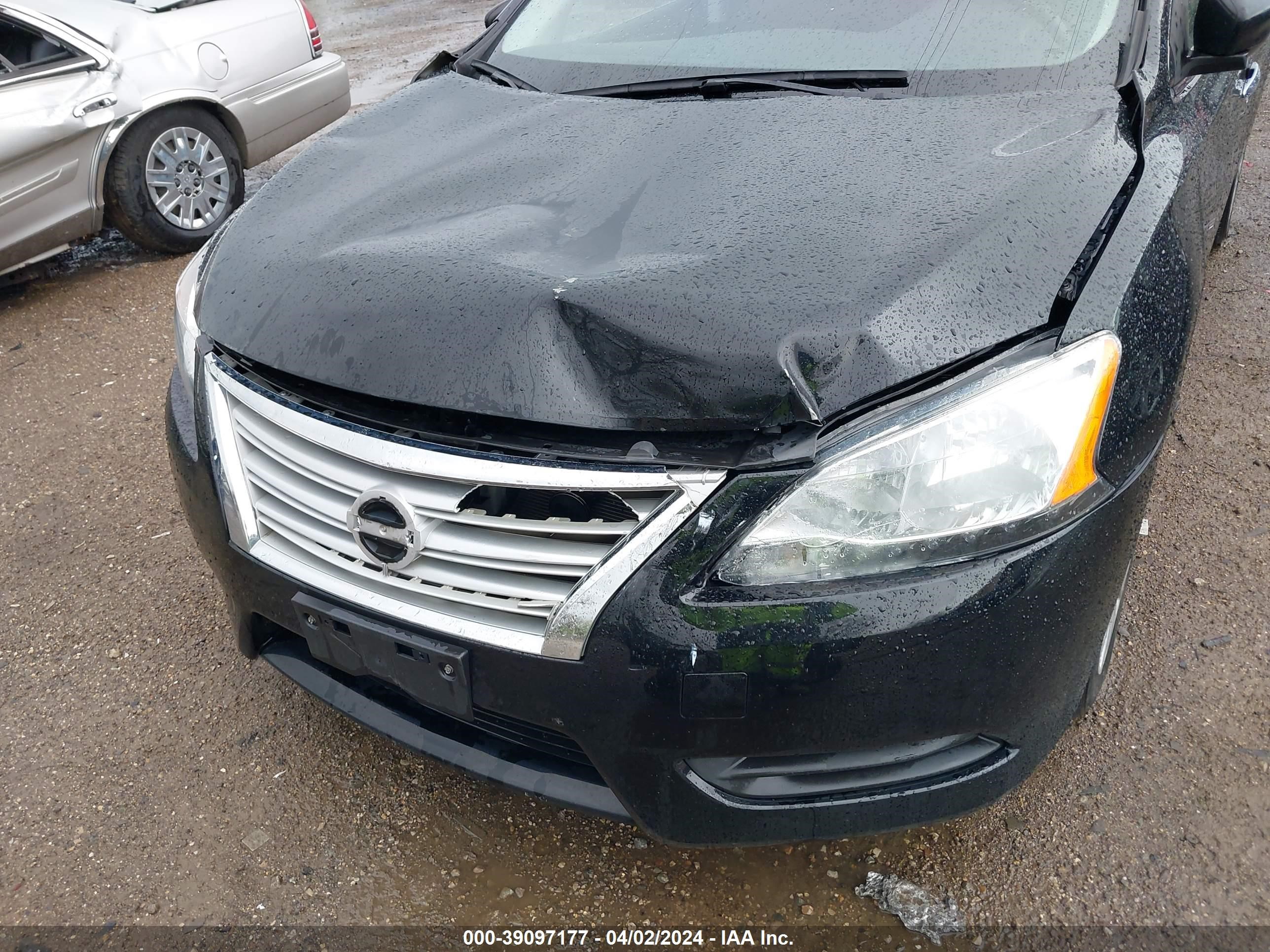 Photo 5 VIN: 3N1AB7APXFY261477 - NISSAN SENTRA 