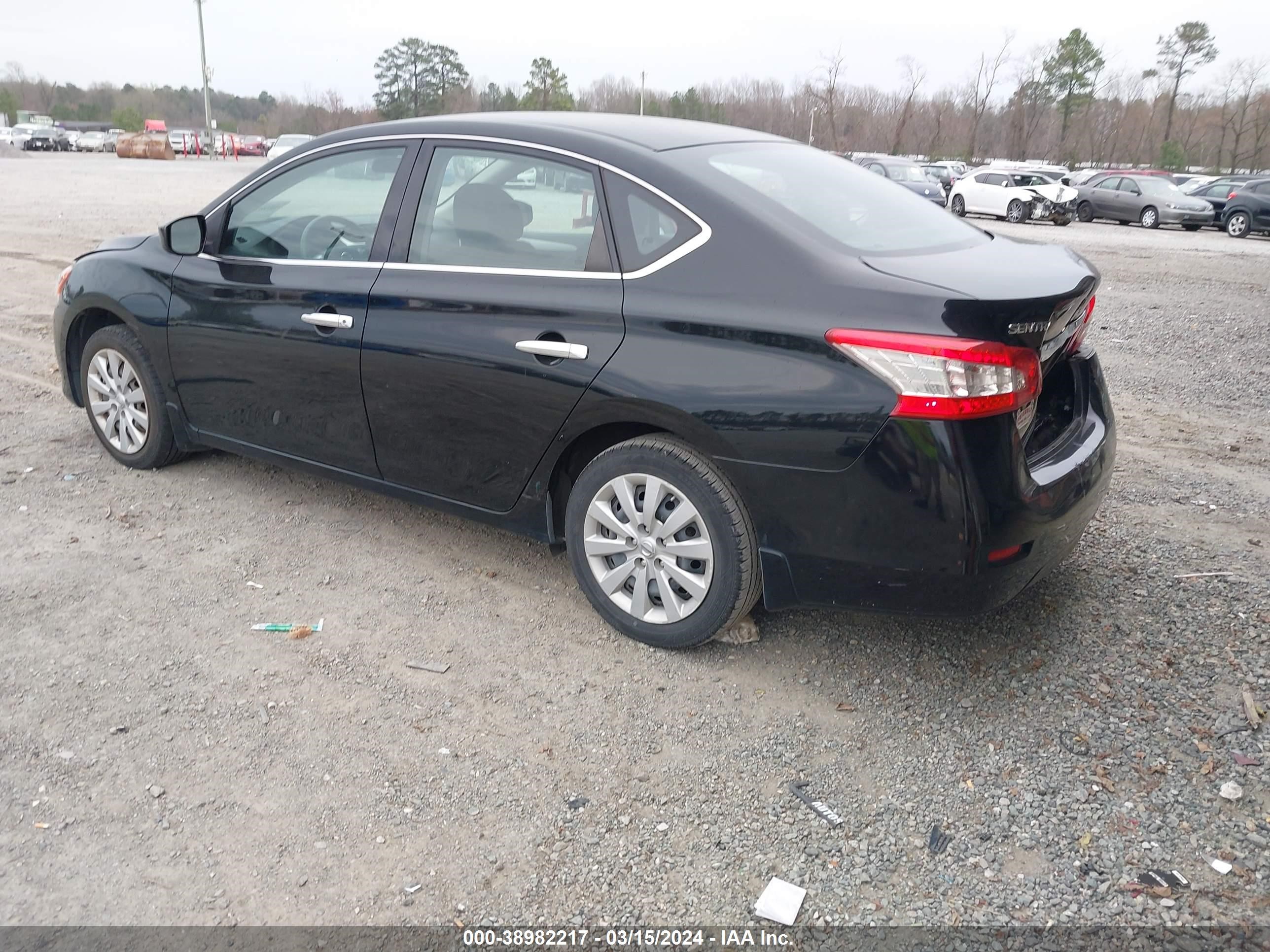 Photo 2 VIN: 3N1AB7APXFY340552 - NISSAN SENTRA 