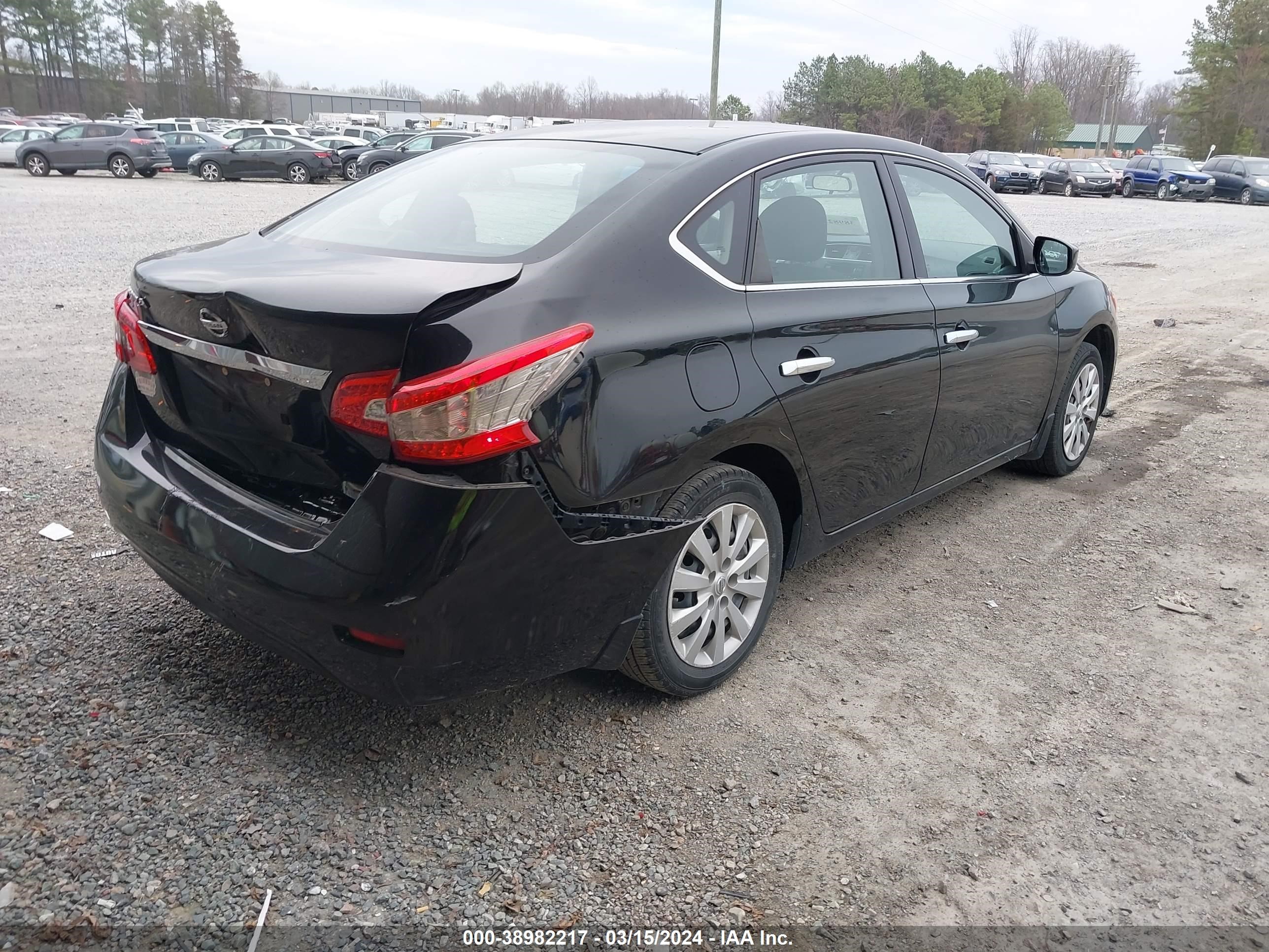 Photo 3 VIN: 3N1AB7APXFY340552 - NISSAN SENTRA 