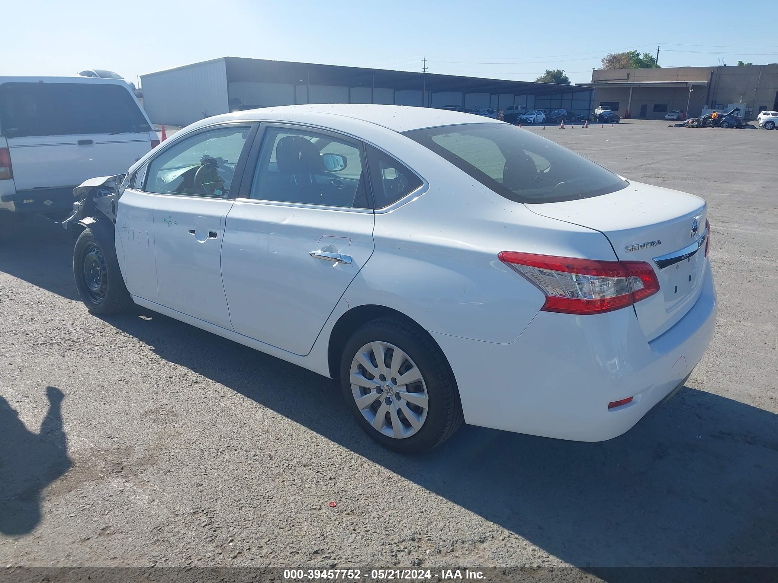 Photo 2 VIN: 3N1AB7APXFY341538 - NISSAN SENTRA 