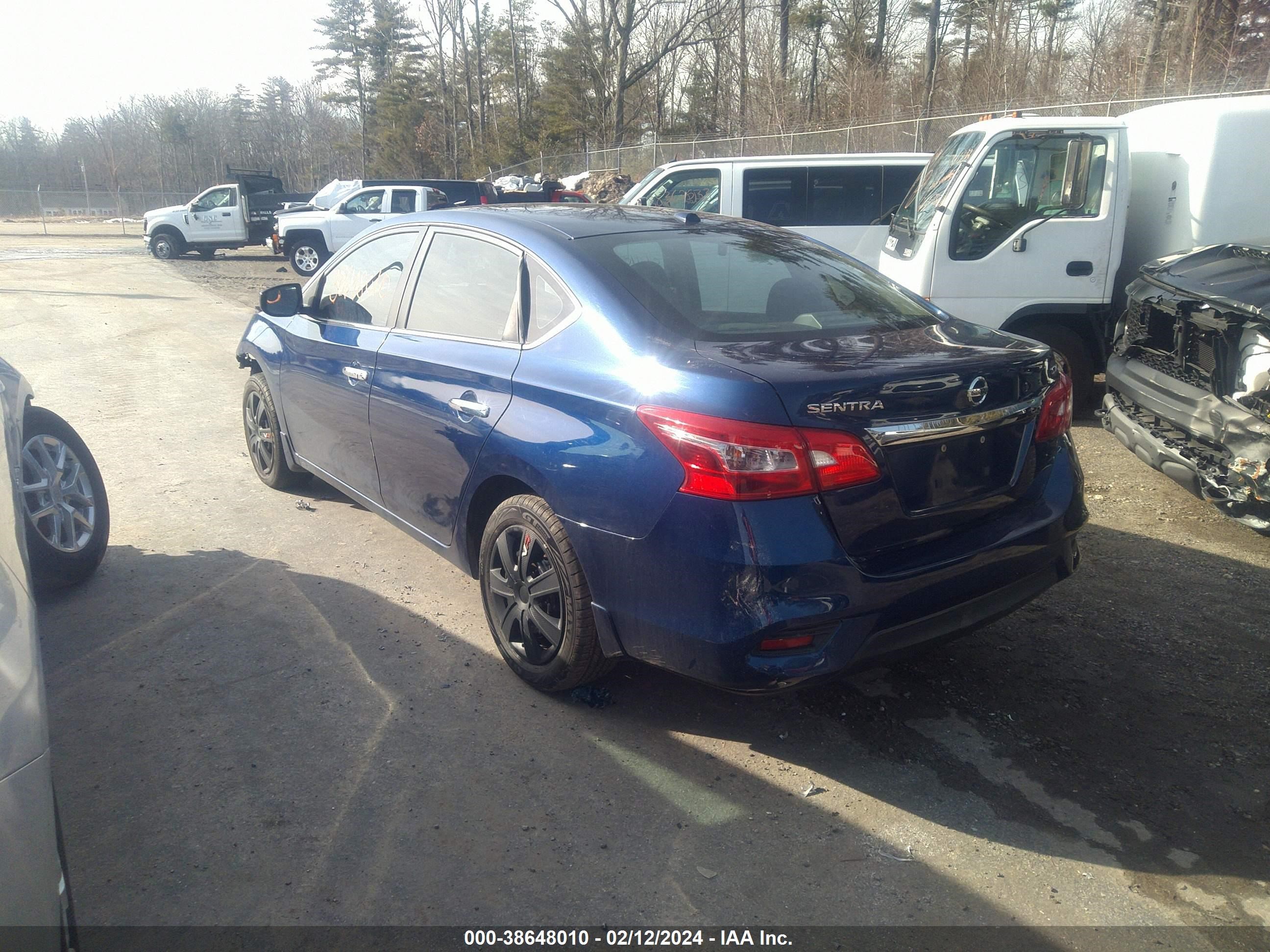 Photo 2 VIN: 3N1AB7APXHL657649 - NISSAN SENTRA 