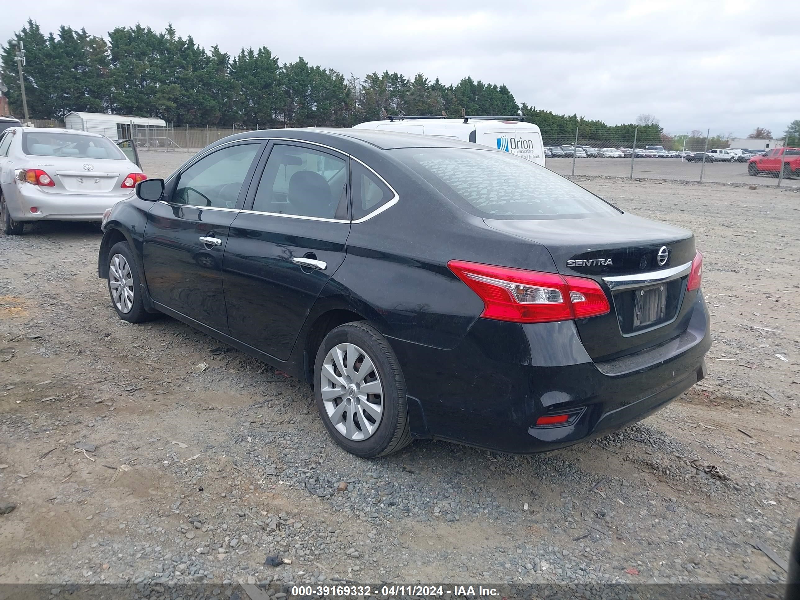 Photo 2 VIN: 3N1AB7APXHY242348 - NISSAN SENTRA 